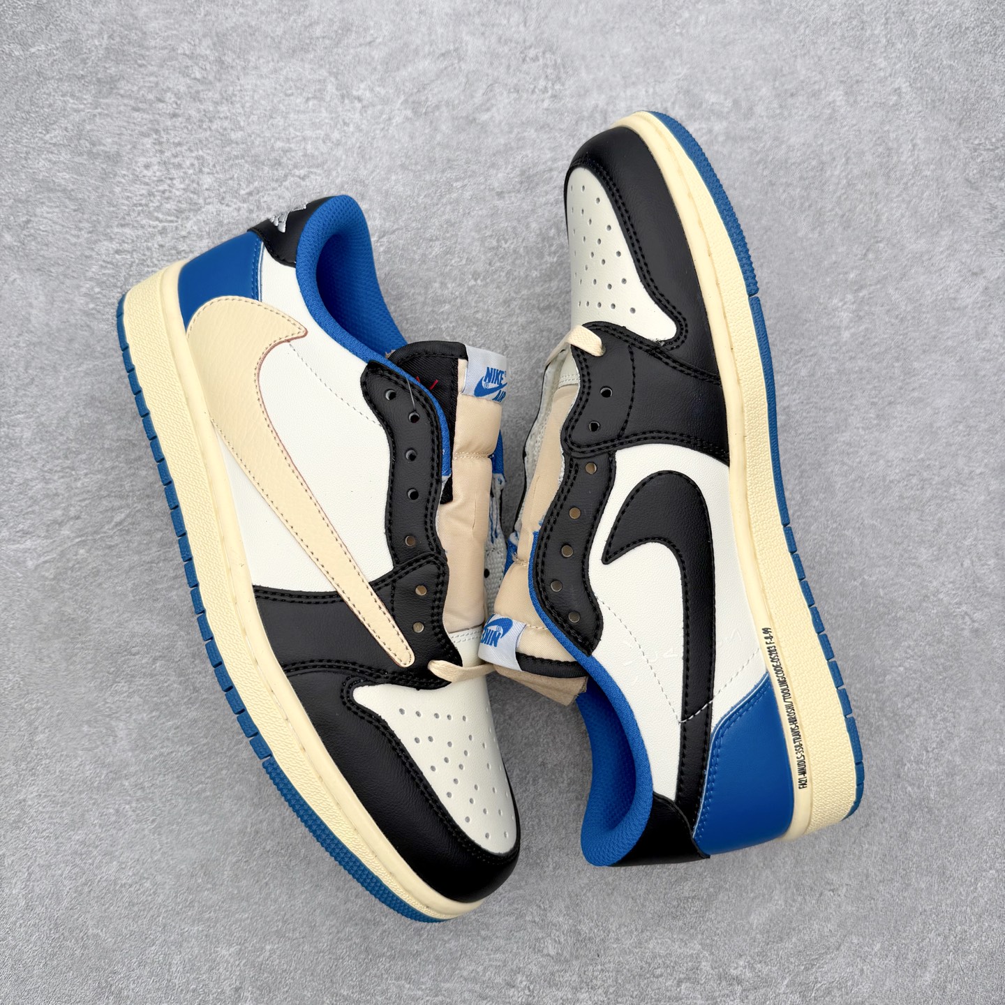 图片[3]-＃MG版 Travis Scott x Air Jordan AJ1 Low OG SP TS联名倒钩低帮 全系列配色 超性价比单品 平台直播间特供 百分百全新货品 零氧化发霉 给足利润空间操作 超乎所想的高性价比 原装楦头纸板开发 完美鞋型 超高清洁度 鞋型不臃肿别扭 原厂内置全掌气垫 A模大底 鞋舌AJ原厂专用牛津布 AJ专用反口珍珠布 原厂无杂质高弹内里海棉 特殊封边弹力鞋带 原鞋开模 拒绝公底 购置公司同步原材料 都有细节原汁原味 忠于原版 尺码：36 36.5 37.5 38 38.5 39 40 40.5 41 42 42.5 43 44 44.5 45 46-选品中心