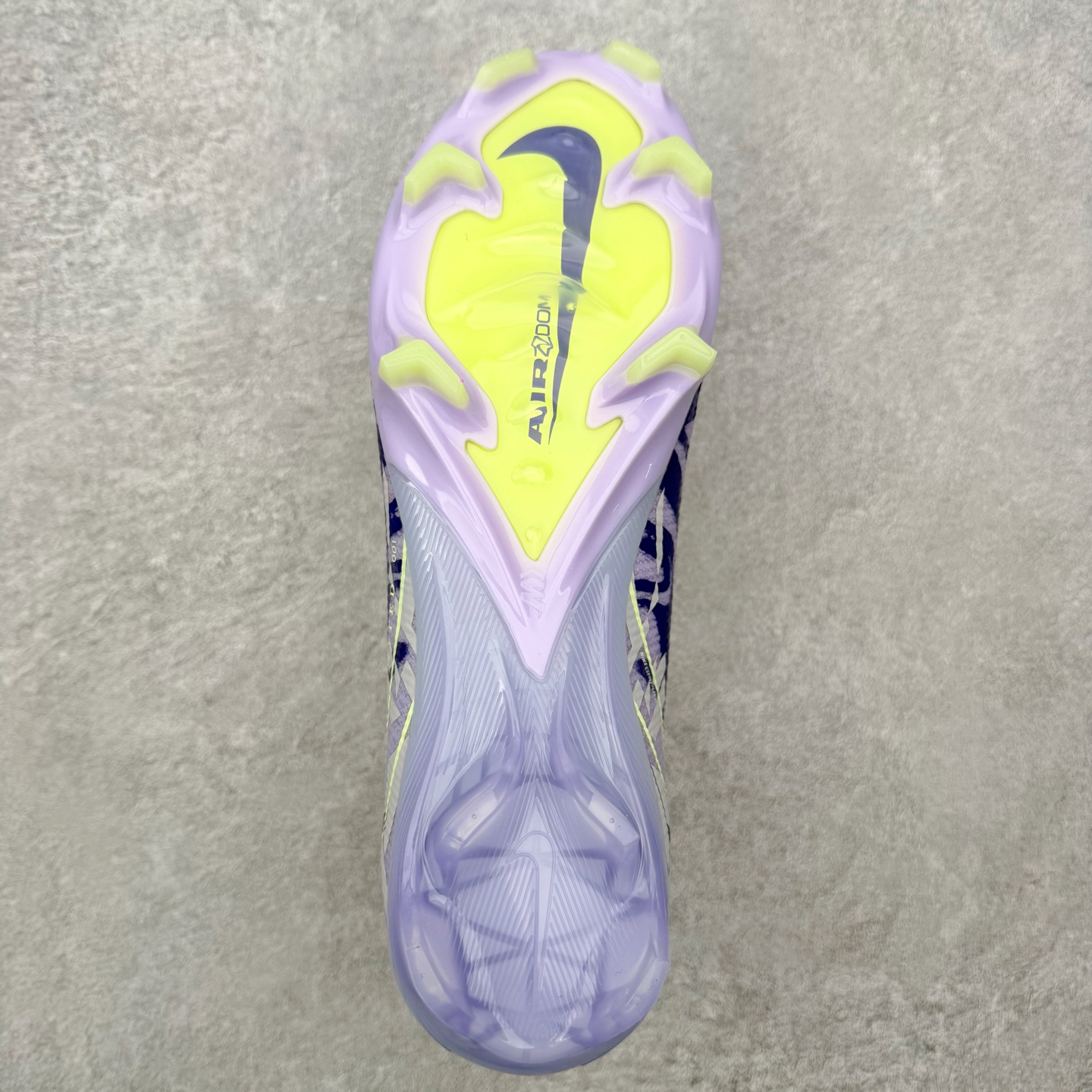 图片[9]-NK Mercurial Vapor Elite 刺客系列实战足球鞋 原代工厂出品 全进口机台生产设备 百分百采用优质原材料 严格按照工艺流程生产 确保每一双鞋都符合原厂标准 确保与原版无二 打造最纯粹的实战体验 高端的东西 品质全在细节里 全网品质最强足球鞋 没有之一（支持高强度实战）尺码：35 36 36.5 37.5 38 38.5 39 40 40.5 41 42 42.5 43 44 44.5 45-选品中心