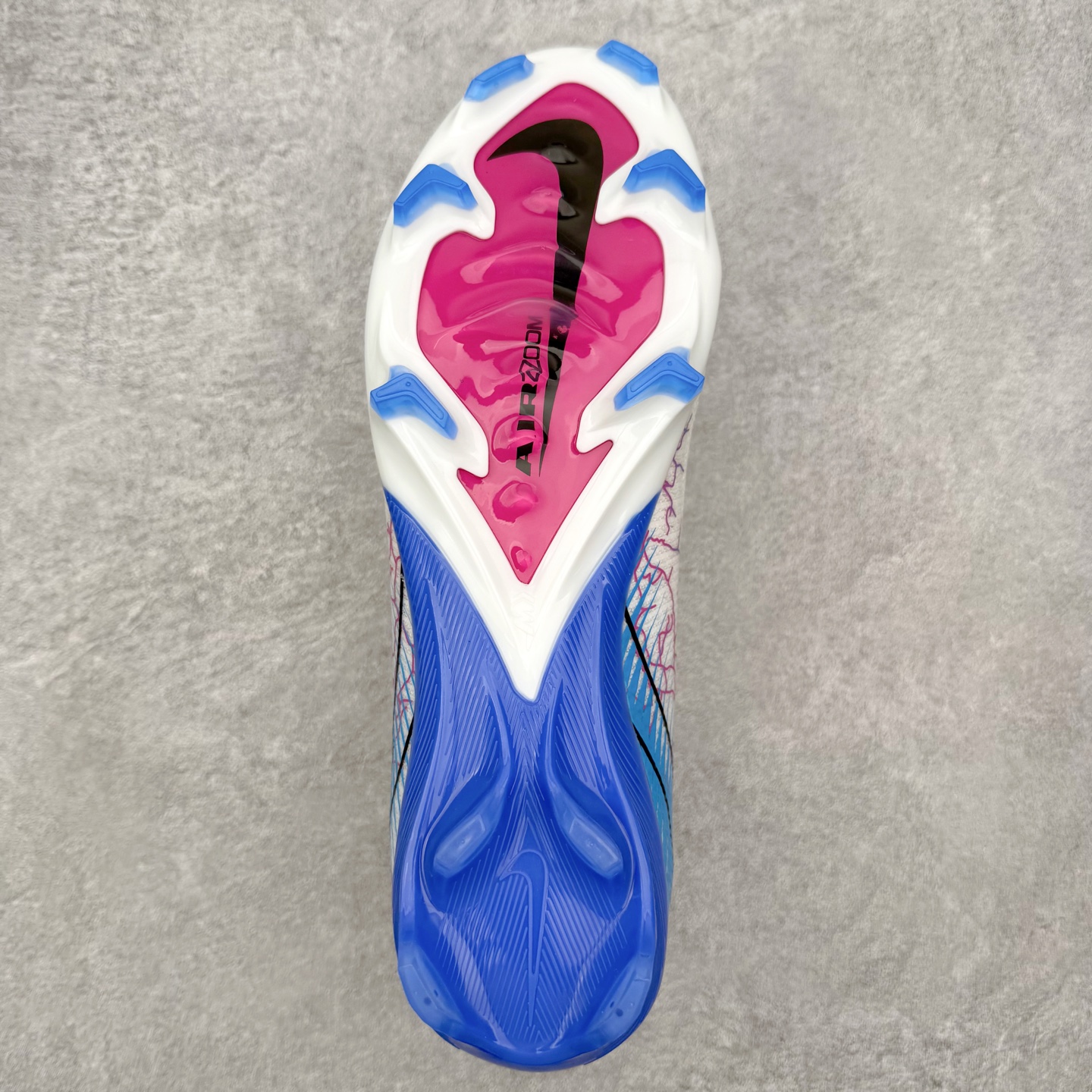 图片[9]-NK Mercurial Vapor Elite 刺客系列实战足球鞋 原代工厂出品 全进口机台生产设备 百分百采用优质原材料 严格按照工艺流程生产 确保每一双鞋都符合原厂标准 确保与原版无二 打造最纯粹的实战体验 高端的东西 品质全在细节里 全网品质最强足球鞋 没有之一（支持高强度实战）尺码：35 36 36.5 37.5 38 38.5 39 40 40.5 41 42 42.5 43 44 44.5 45-选品中心