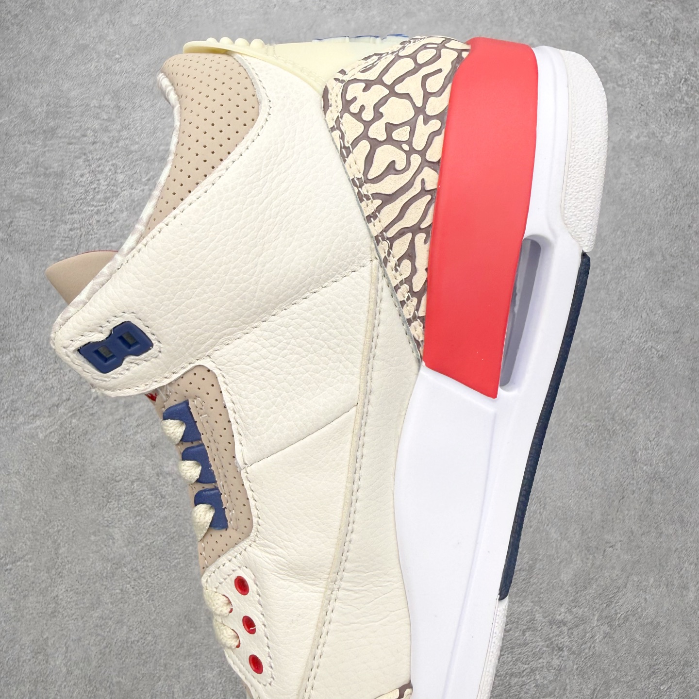 ＃莞产纯原福利‼️Air Jordan AJ3 Retro 系列 头层皮料加持 大厂出品 原纸板楦头开发