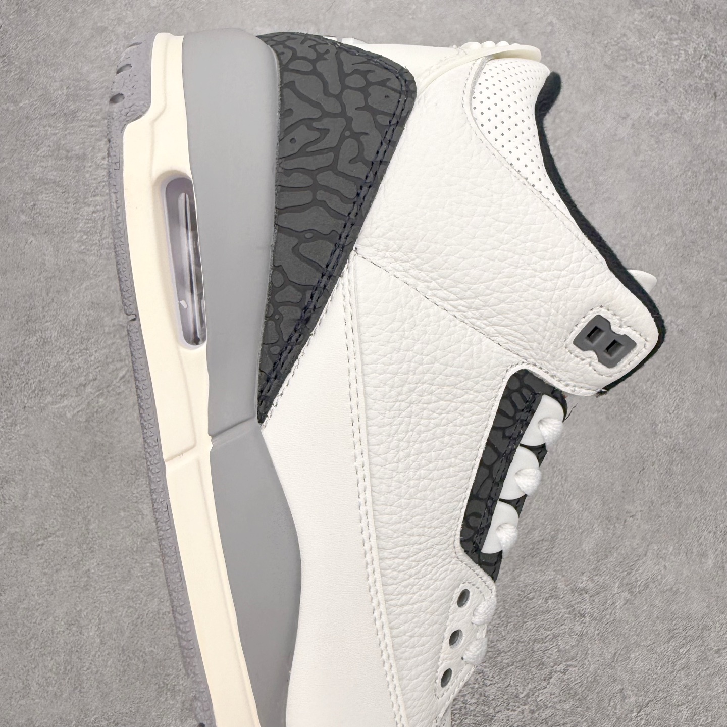 ＃莞产纯原福利‼️Air Jordan AJ3 Retro 系列 头层皮料加持 大厂出品 原纸板楦头开发