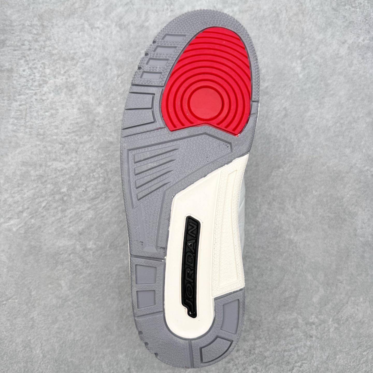 ＃莞产纯原福利‼️Air Jordan AJ3 Retro 系列 头层皮料加持 大厂出品 原纸板楦头开发