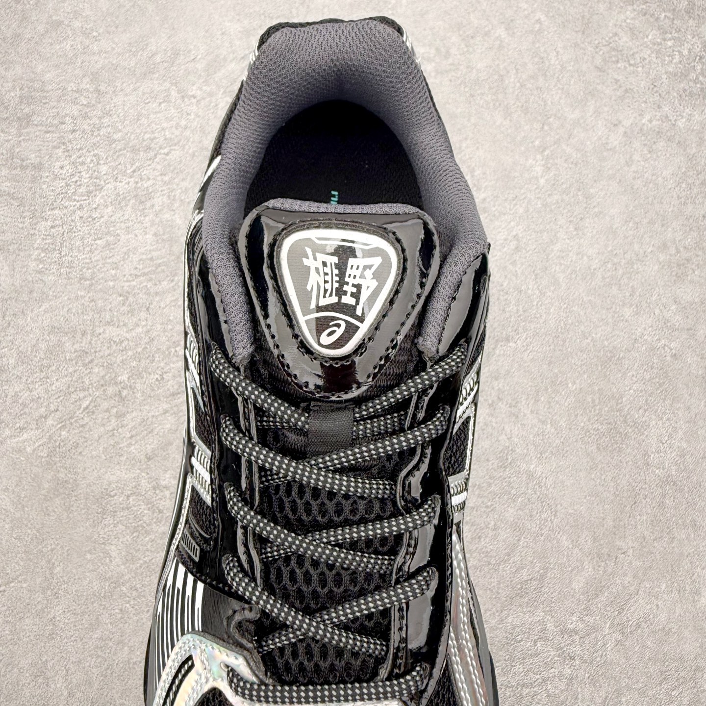 图片[5]-Asics Gel Kayano 12.1 亚瑟士卡亚诺12.1代系列低帮轻量缓震休闲运动跑步鞋 采用环保太空合成革配合透气网眼布鞋面材质 中底3D可视GEL缓震胶效果 升级EVA全新缓震中底部位科技组合耐磨橡胶外底片 尺码：36 37 37.5 38 39 39.5 40.5 41.5 42 42.5 43.5 44 44.5 45-选品中心
