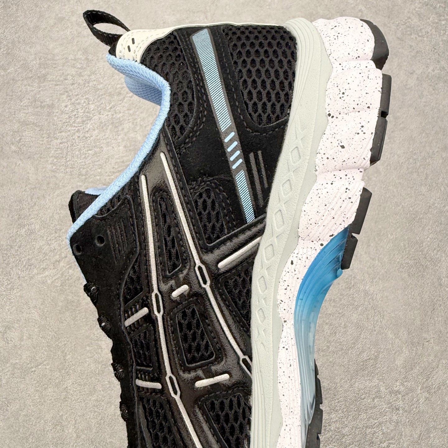 图片[7]-Asics Gel Kayano 12.1 亚瑟士卡亚诺12.1代系列低帮轻量缓震休闲运动跑步鞋 采用环保太空合成革配合透气网眼布鞋面材质 中底3D可视GEL缓震胶效果 升级EVA全新缓震中底部位科技组合耐磨橡胶外底片 尺码：36 37 37.5 38 39 39.5 40.5 41.5 42 42.5 43.5 44 44.5 45-选品中心
