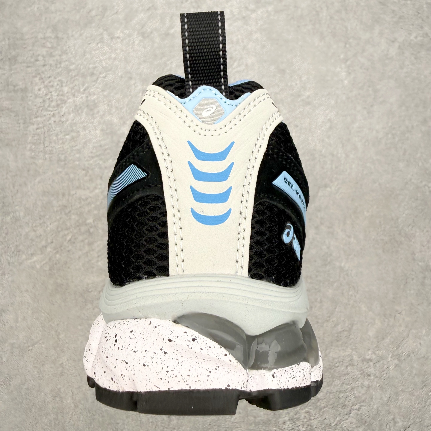 图片[8]-Asics Gel Kayano 12.1 亚瑟士卡亚诺12.1代系列低帮轻量缓震休闲运动跑步鞋 采用环保太空合成革配合透气网眼布鞋面材质 中底3D可视GEL缓震胶效果 升级EVA全新缓震中底部位科技组合耐磨橡胶外底片 尺码：36 37 37.5 38 39 39.5 40.5 41.5 42 42.5 43.5 44 44.5 45-选品中心