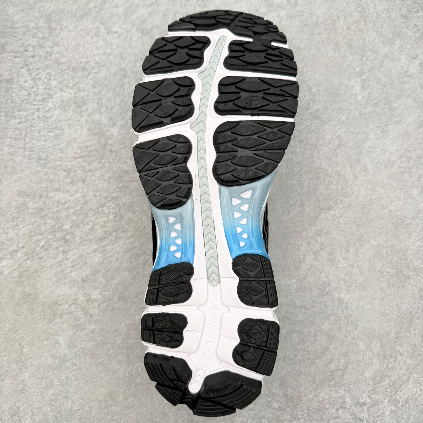 图片[9]-Asics Gel Kayano 12.1 亚瑟士卡亚诺12.1代系列低帮轻量缓震休闲运动跑步鞋 采用环保太空合成革配合透气网眼布鞋面材质 中底3D可视GEL缓震胶效果 升级EVA全新缓震中底部位科技组合耐磨橡胶外底片 尺码：36 37 37.5 38 39 39.5 40.5 41.5 42 42.5 43.5 44 44.5 45-选品中心