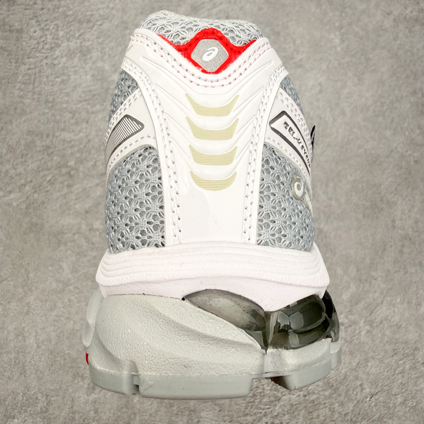 图片[8]-Asics Gel Kayano 12.1 亚瑟士卡亚诺12.1代系列低帮轻量缓震休闲运动跑步鞋 采用环保太空合成革配合透气网眼布鞋面材质 中底3D可视GEL缓震胶效果 升级EVA全新缓震中底部位科技组合耐磨橡胶外底片 尺码：36 37 37.5 38 39 39.5 40.5 41.5 42 42.5 43.5 44 44.5 45-选品中心