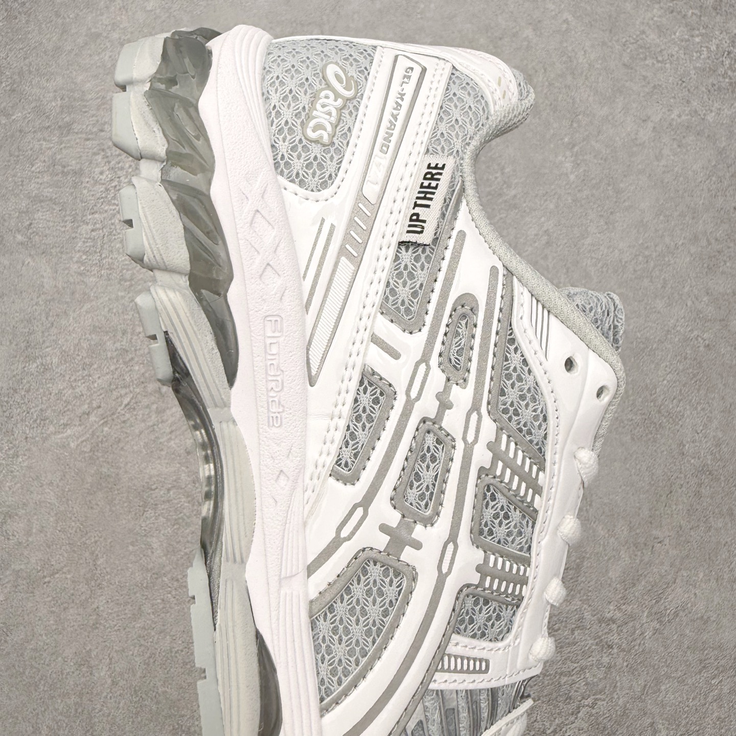 图片[6]-Asics Gel Kayano 12.1 亚瑟士卡亚诺12.1代系列低帮轻量缓震休闲运动跑步鞋 采用环保太空合成革配合透气网眼布鞋面材质 中底3D可视GEL缓震胶效果 升级EVA全新缓震中底部位科技组合耐磨橡胶外底片 尺码：36 37 37.5 38 39 39.5 40.5 41.5 42 42.5 43.5 44 44.5 45-选品中心