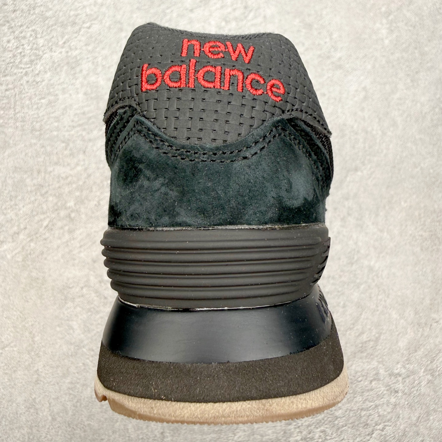 图片[8]-NB新百伦New Balance U574升级版系列低帮复古休闲运动慢跑鞋 新版NB574，妥妥美产既视感有木有。相较传统574，新版鞋跟及鞋面设计自带9系美产既视感！鞋面、内衬质感以及穿着体验更加！鞋型更流畅和饱满,鞋底增添了风格的多样化!底部升级橡胶颗粒大底,更防滑耐磨,上脚后感觉柔软且舒适。尺码：36 36.5 37.5 38 38.5 39.5 40 40.5 41.5 42 42.5 43 44 45-选品中心