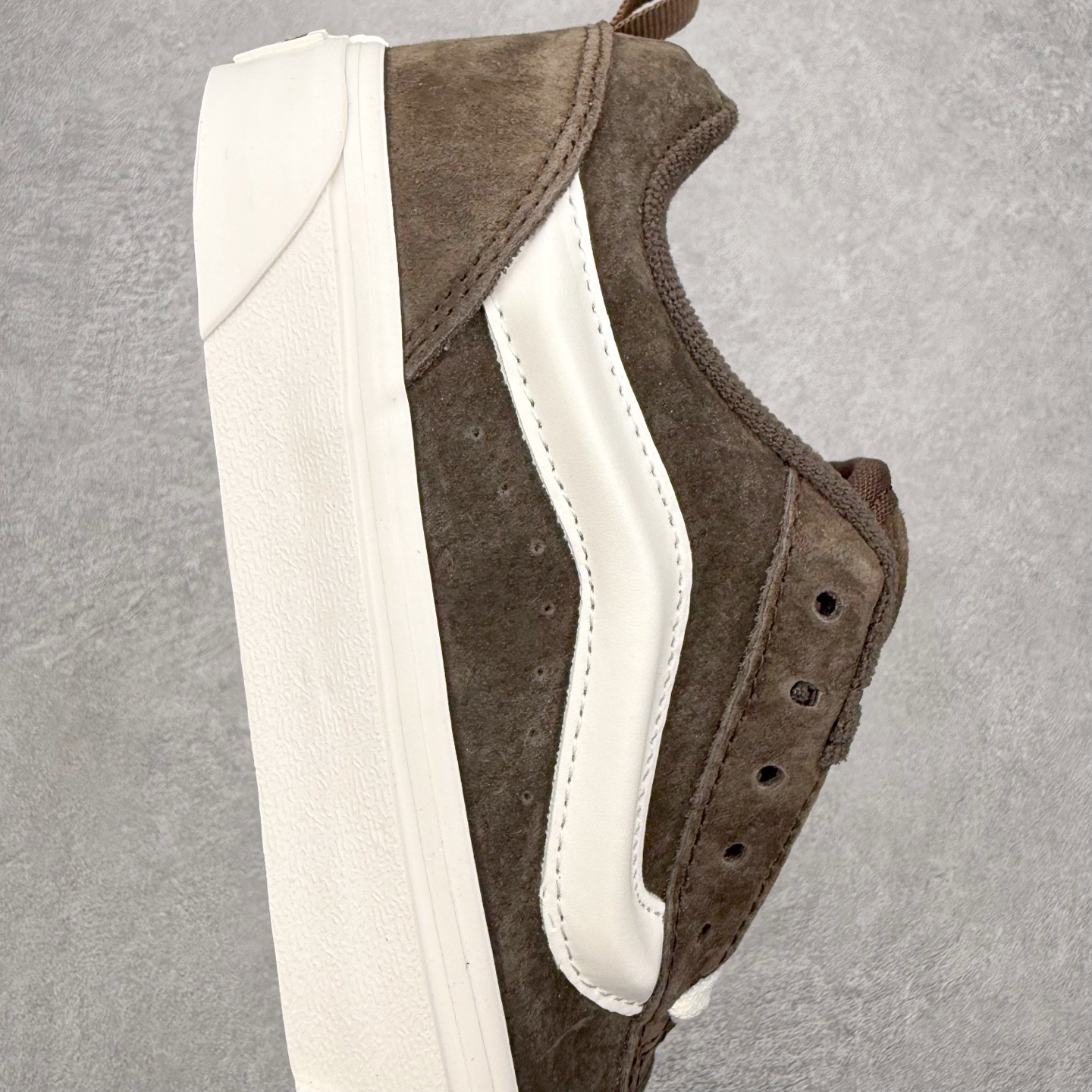 图片[6]-Vans Knu Skool 摩卡棕 2026新款 复古休闲胖胖面包鞋 肥胖版大LOGO原版全皮猪八面料 货号：VN000D6ZEMP 尺码：35 36 36.5 37 38 38.5 39 40 40.5 41 42 42.5 43 44 工艺：硫化1：1（重量1：1、真标、原钢印、材质标、鞋型标、合格证）-选品中心