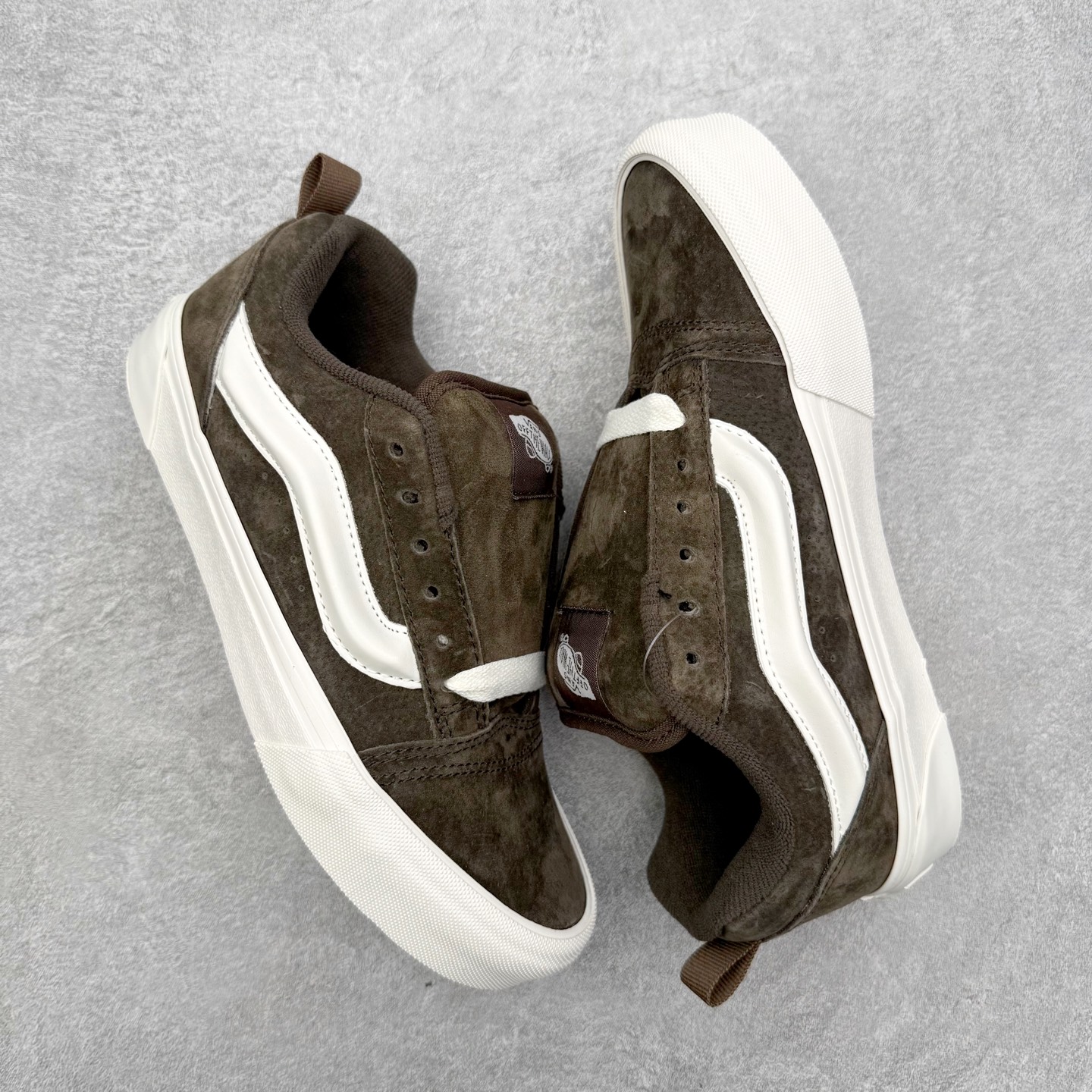图片[3]-Vans Knu Skool 摩卡棕 2026新款 复古休闲胖胖面包鞋 肥胖版大LOGO原版全皮猪八面料 货号：VN000D6ZEMP 尺码：35 36 36.5 37 38 38.5 39 40 40.5 41 42 42.5 43 44 工艺：硫化1：1（重量1：1、真标、原钢印、材质标、鞋型标、合格证）-选品中心