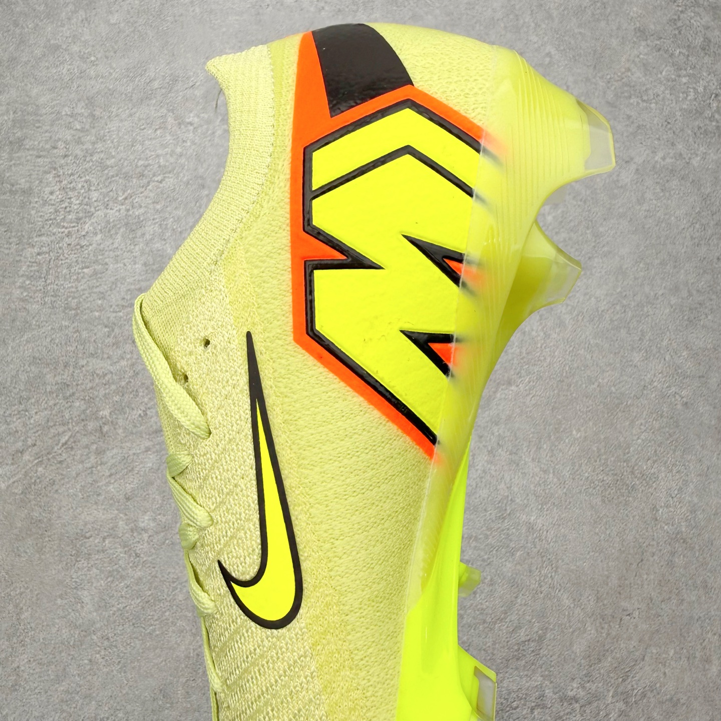 图片[7]-NK Mercurial Vapor Elite 刺客系列实战足球鞋 原代工厂出品 全进口机台生产设备 百分百采用优质原材料 严格按照工艺流程生产 确保每一双鞋都符合原厂标准 确保与原版无二 打造最纯粹的实战体验 高端的东西 品质全在细节里 全网品质最强足球鞋 没有之一（支持高强度实战）尺码：35 36 36.5 37.5 38 38.5 39 40 40.5 41 42 42.5 43 44 44.5 45-选品中心