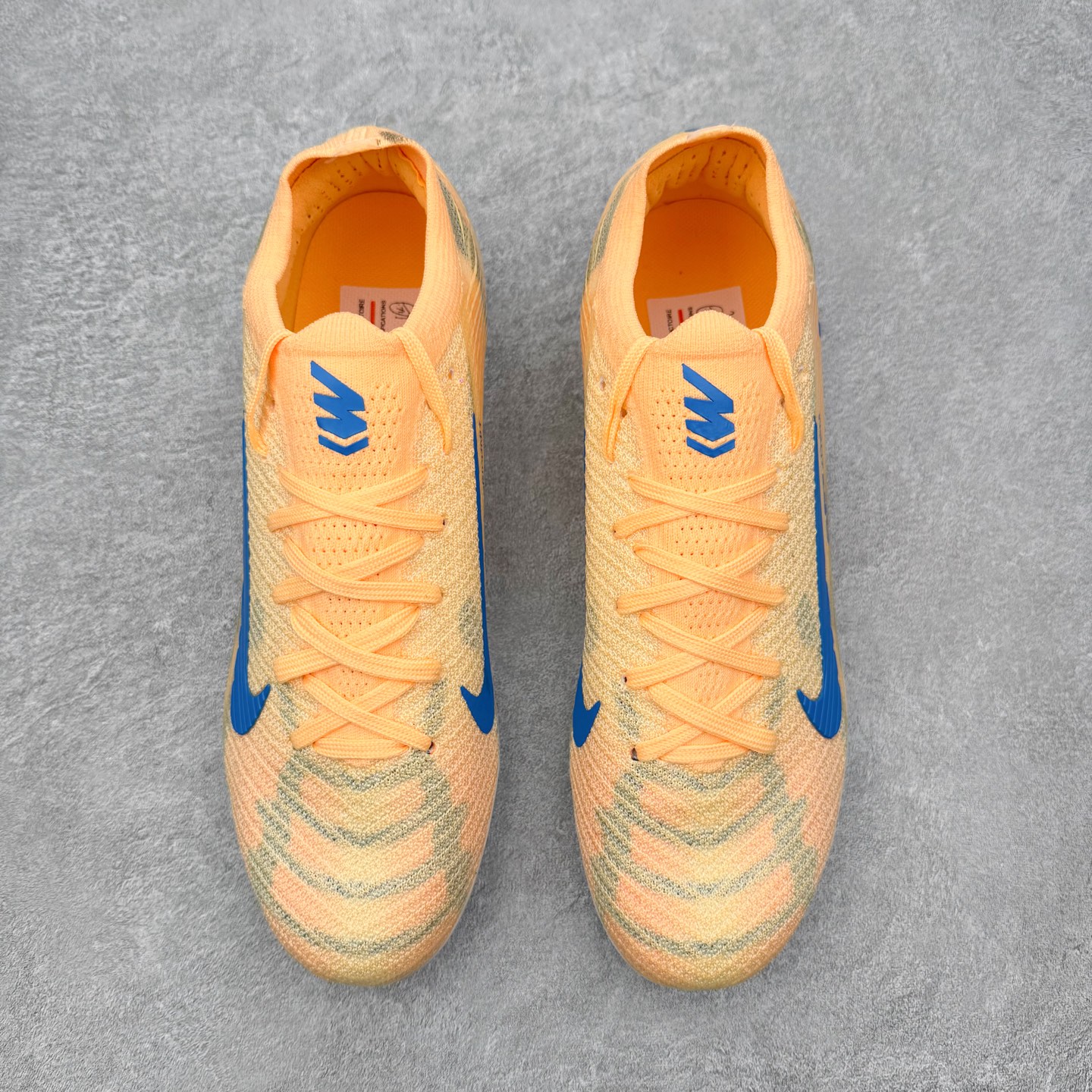 图片[2]-NK Mercurial Vapor Elite 刺客系列实战足球鞋 原代工厂出品 全进口机台生产设备 百分百采用优质原材料 严格按照工艺流程生产 确保每一双鞋都符合原厂标准 确保与原版无二 打造最纯粹的实战体验 高端的东西 品质全在细节里 全网品质最强足球鞋 没有之一（支持高强度实战）尺码：35 36 36.5 37.5 38 38.5 39 40 40.5 41 42 42.5 43 44 44.5 45-选品中心