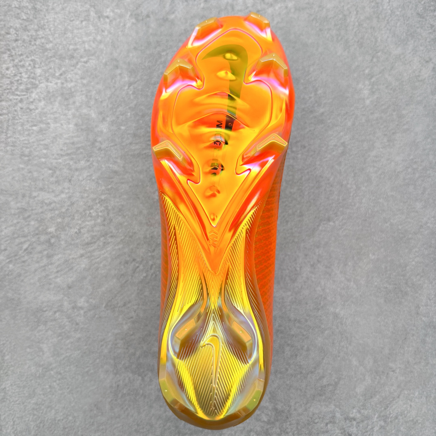 图片[9]-NK Mercurial Vapor Elite 刺客系列实战足球鞋 原代工厂出品 全进口机台生产设备 百分百采用优质原材料 严格按照工艺流程生产 确保每一双鞋都符合原厂标准 确保与原版无二 打造最纯粹的实战体验 高端的东西 品质全在细节里 全网品质最强足球鞋 没有之一（支持高强度实战）尺码：35 36 36.5 37.5 38 38.5 39 40 40.5 41 42 42.5 43 44 44.5 45-选品中心