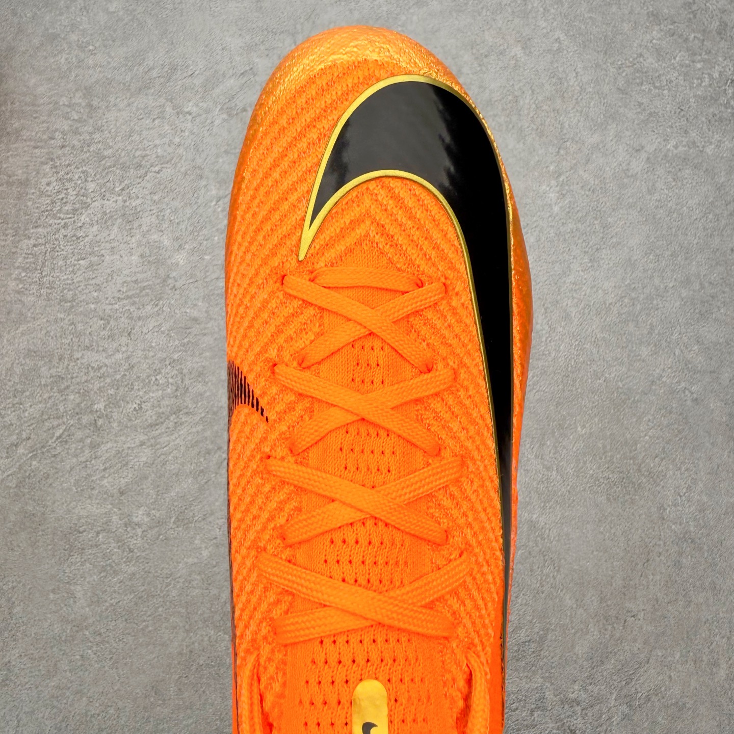 图片[4]-NK Mercurial Vapor Elite 刺客系列实战足球鞋 原代工厂出品 全进口机台生产设备 百分百采用优质原材料 严格按照工艺流程生产 确保每一双鞋都符合原厂标准 确保与原版无二 打造最纯粹的实战体验 高端的东西 品质全在细节里 全网品质最强足球鞋 没有之一（支持高强度实战）尺码：35 36 36.5 37.5 38 38.5 39 40 40.5 41 42 42.5 43 44 44.5 45-选品中心