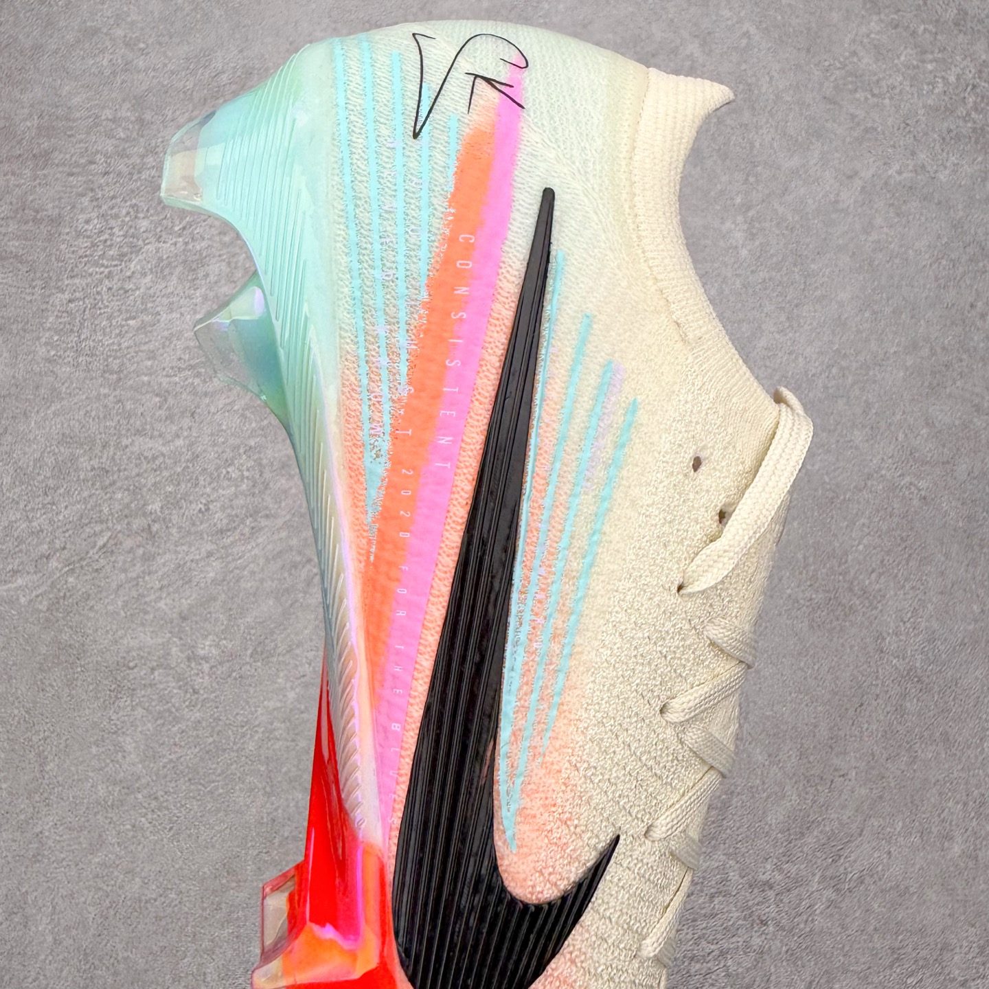 图片[6]-NK Mercurial Vapor Elite 刺客系列实战足球鞋 原代工厂出品 全进口机台生产设备 百分百采用优质原材料 严格按照工艺流程生产 确保每一双鞋都符合原厂标准 确保与原版无二 打造最纯粹的实战体验 高端的东西 品质全在细节里 全网品质最强足球鞋 没有之一（支持高强度实战）尺码：35 36 36.5 37.5 38 38.5 39 40 40.5 41 42 42.5 43 44 44.5 45-选品中心