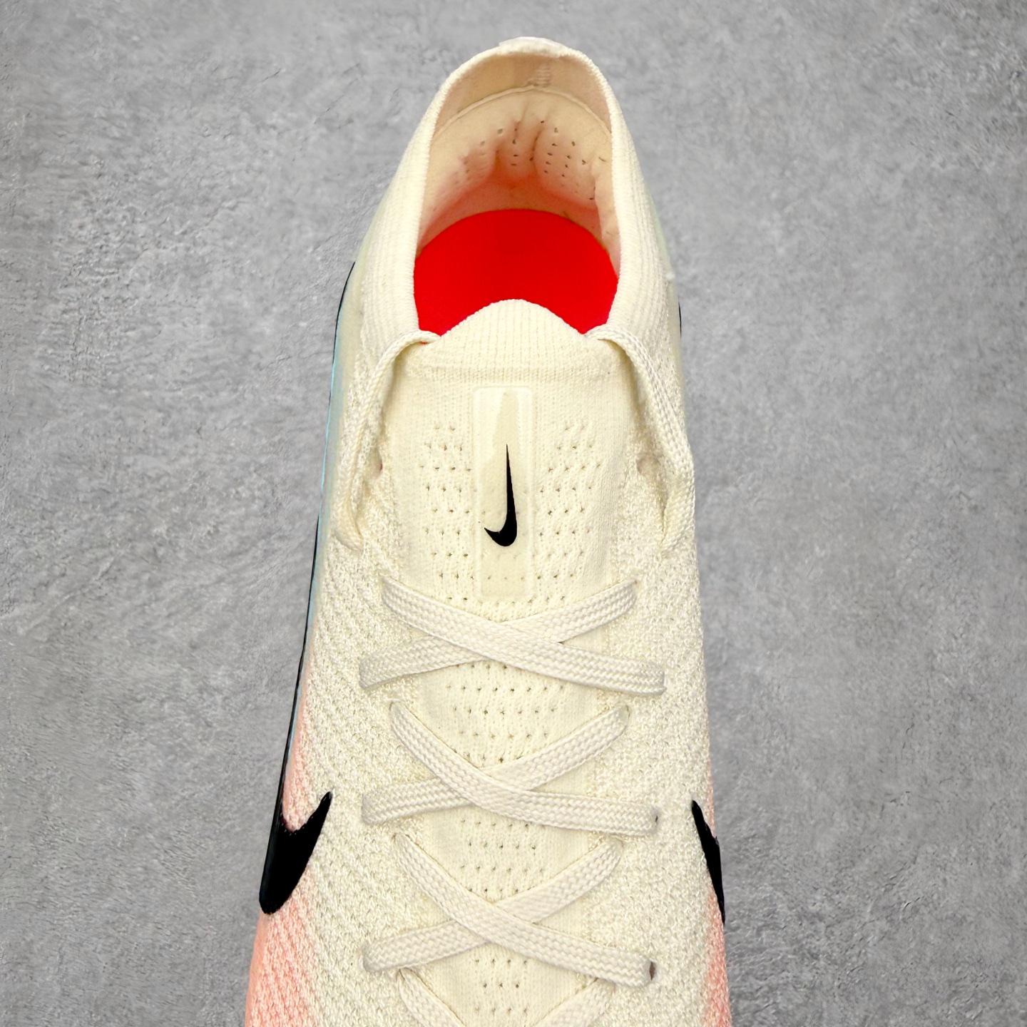 图片[5]-NK Mercurial Vapor Elite 刺客系列实战足球鞋 原代工厂出品 全进口机台生产设备 百分百采用优质原材料 严格按照工艺流程生产 确保每一双鞋都符合原厂标准 确保与原版无二 打造最纯粹的实战体验 高端的东西 品质全在细节里 全网品质最强足球鞋 没有之一（支持高强度实战）尺码：35 36 36.5 37.5 38 38.5 39 40 40.5 41 42 42.5 43 44 44.5 45-选品中心