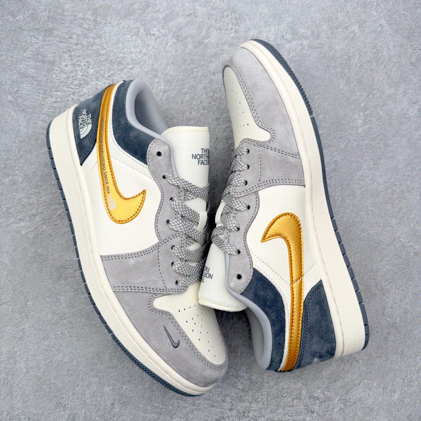 图片[3]-＃福利特价 Air Jordan AJ1 Low 低帮联名定制配色 原厂内置气垫魔块 A模大底 头层小牛皮 鞋舌AJ原厂专用牛津布+AJ专用反口珍珠布+原厂无杂质高弹内里海棉+特殊封边弹力鞋带 实拍调校N版已经零色差零失真 百分百还原实物色彩所见即所得 不存在货不对板色差等低级问题 选购参考实物拍摄 不混卖不参货 只用心做好货严格选品 承诺混一赔十 尺码：36 36.5 37.5 38 38.5 39 40 40.5 41 42 42.5 43 44 44.5 45-选品中心