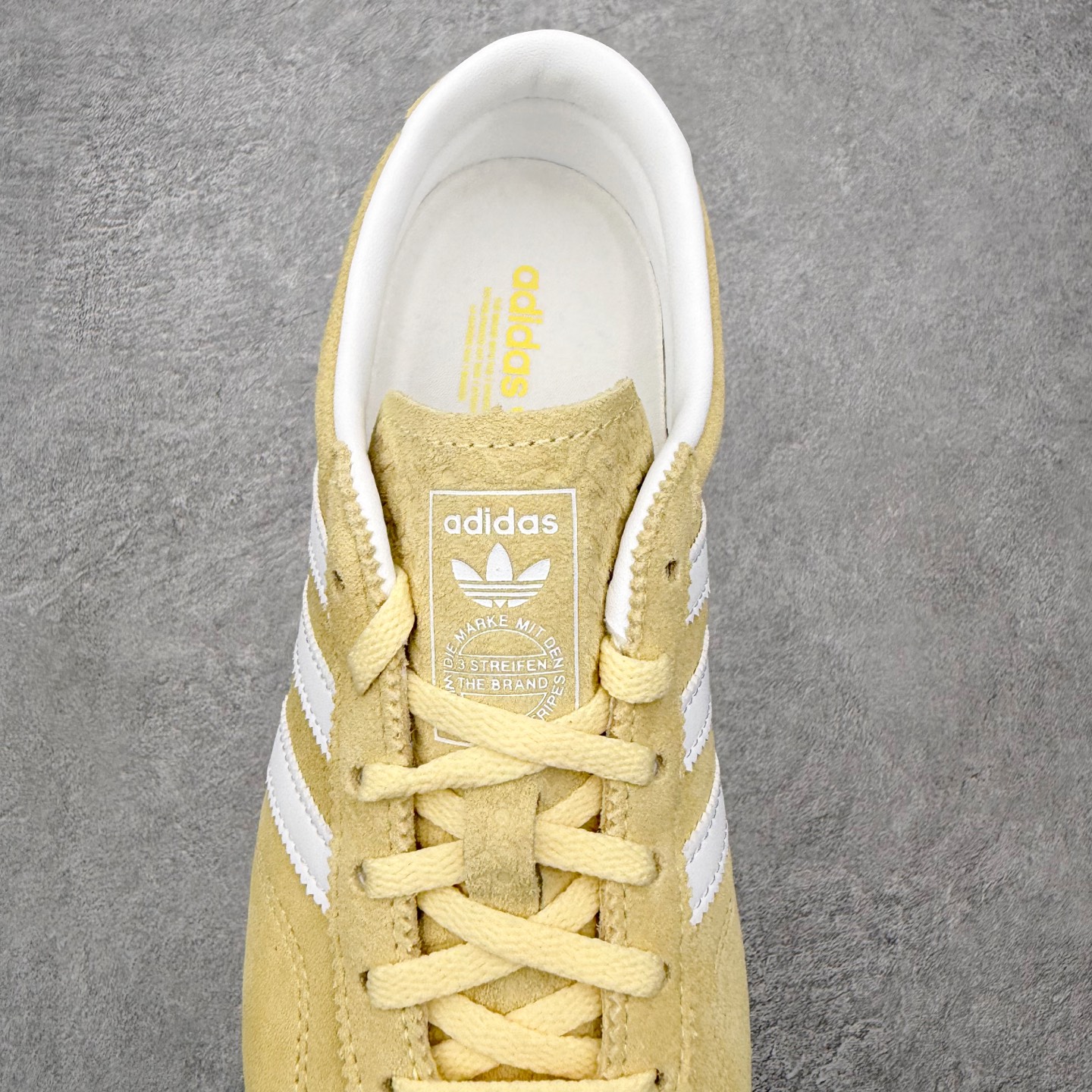 图片[5]-AD Gazelle Lo Pro 羚羊内训系列低帮复古百搭休闲运动德训风板鞋 JR8849 90年代经典的复刻版！自60年代以足球训练鞋面世以来,Gazelle就以其经典设计席卷全球。1991年版本的复刻,再造经典Gazelle。采用皮革打造,搭配浊色细节,让这款经典更加简约。尺码：36 36⅔ 37⅓ 38 38⅔ 39⅓ 40 40⅔ 41⅓ 42 42⅔ 43⅓ 44⅓ 44⅔ 45-选品中心