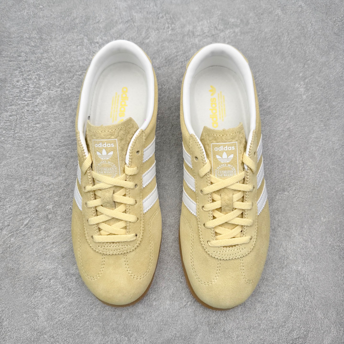 图片[2]-AD Gazelle Lo Pro 羚羊内训系列低帮复古百搭休闲运动德训风板鞋 JR8849 90年代经典的复刻版！自60年代以足球训练鞋面世以来,Gazelle就以其经典设计席卷全球。1991年版本的复刻,再造经典Gazelle。采用皮革打造,搭配浊色细节,让这款经典更加简约。尺码：36 36⅔ 37⅓ 38 38⅔ 39⅓ 40 40⅔ 41⅓ 42 42⅔ 43⅓ 44⅓ 44⅔ 45-选品中心