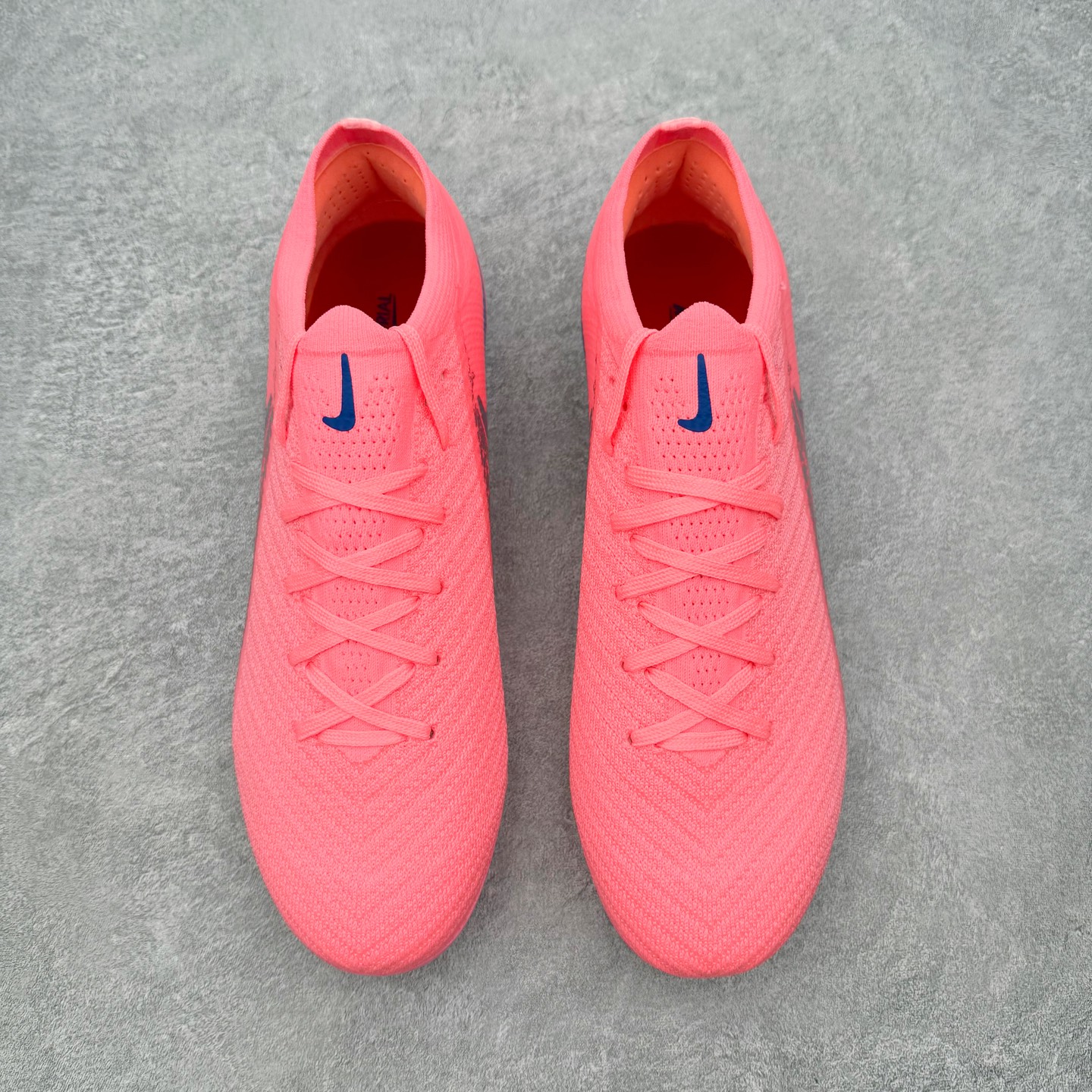 图片[2]-NK Mercurial Vapor Elite 刺客系列实战足球鞋 原代工厂出品 全进口机台生产设备 百分百采用优质原材料 严格按照工艺流程生产 确保每一双鞋都符合原厂标准 确保与原版无二 打造最纯粹的实战体验 高端的东西 品质全在细节里 全网品质最强足球鞋 没有之一（支持高强度实战）尺码：35 36 36.5 37.5 38 38.5 39 40 40.5 41 42 42.5 43 44 44.5 45-选品中心