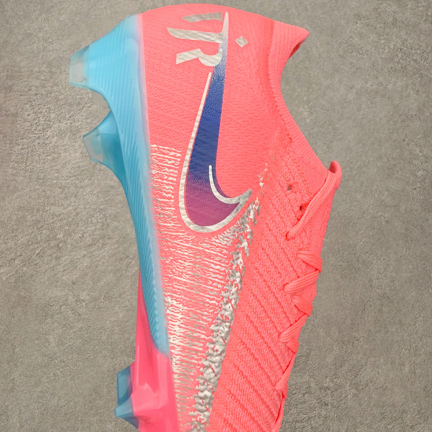 图片[6]-NK Mercurial Vapor Elite 刺客系列实战足球鞋 原代工厂出品 全进口机台生产设备 百分百采用优质原材料 严格按照工艺流程生产 确保每一双鞋都符合原厂标准 确保与原版无二 打造最纯粹的实战体验 高端的东西 品质全在细节里 全网品质最强足球鞋 没有之一（支持高强度实战）尺码：35 36 36.5 37.5 38 38.5 39 40 40.5 41 42 42.5 43 44 44.5 45-选品中心