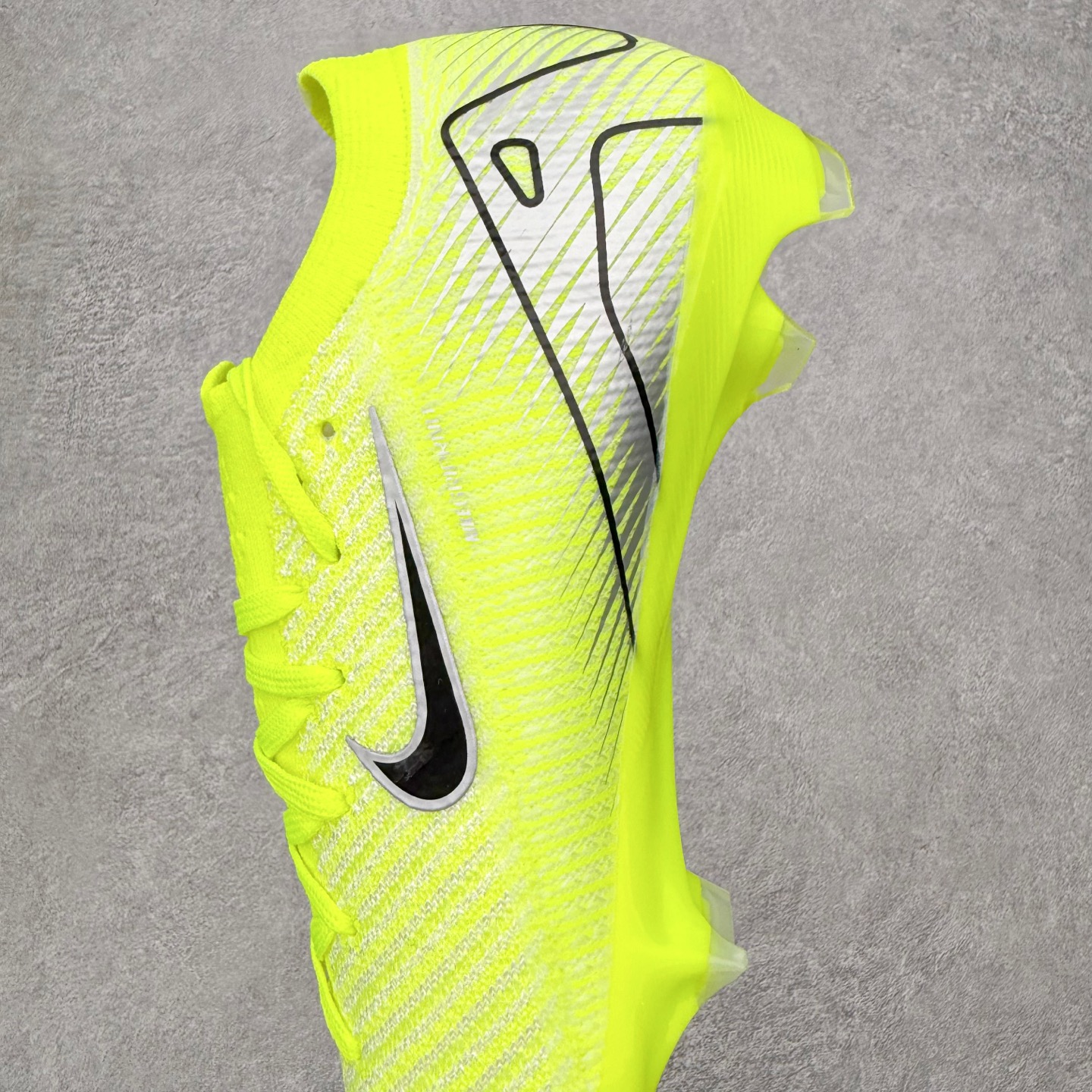 图片[7]-NK Mercurial Vapor Elite 刺客系列实战足球鞋 原代工厂出品 全进口机台生产设备 百分百采用优质原材料 严格按照工艺流程生产 确保每一双鞋都符合原厂标准 确保与原版无二 打造最纯粹的实战体验 高端的东西 品质全在细节里 全网品质最强足球鞋 没有之一（支持高强度实战）尺码：35 36 36.5 37.5 38 38.5 39 40 40.5 41 42 42.5 43 44 44.5 45-选品中心