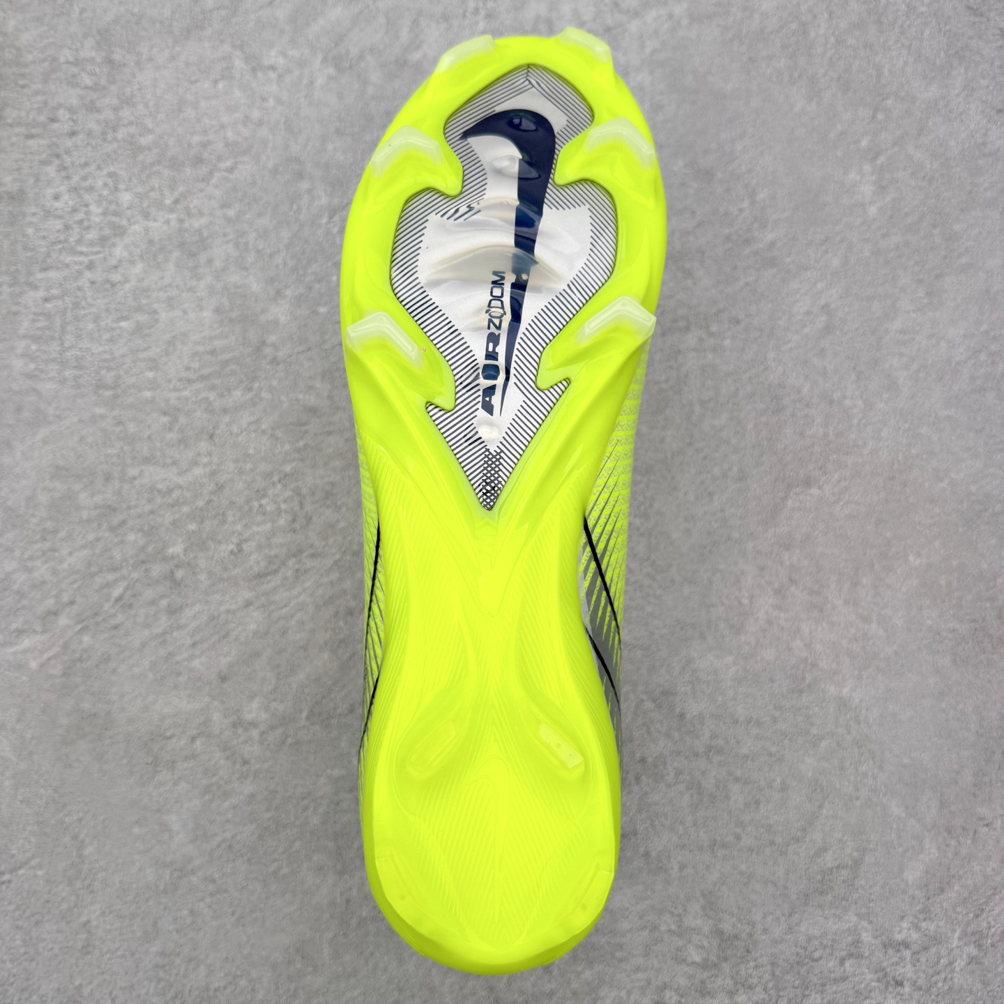 图片[9]-NK Mercurial Vapor Elite 刺客系列实战足球鞋 原代工厂出品 全进口机台生产设备 百分百采用优质原材料 严格按照工艺流程生产 确保每一双鞋都符合原厂标准 确保与原版无二 打造最纯粹的实战体验 高端的东西 品质全在细节里 全网品质最强足球鞋 没有之一（支持高强度实战）尺码：35 36 36.5 37.5 38 38.5 39 40 40.5 41 42 42.5 43 44 44.5 45-选品中心