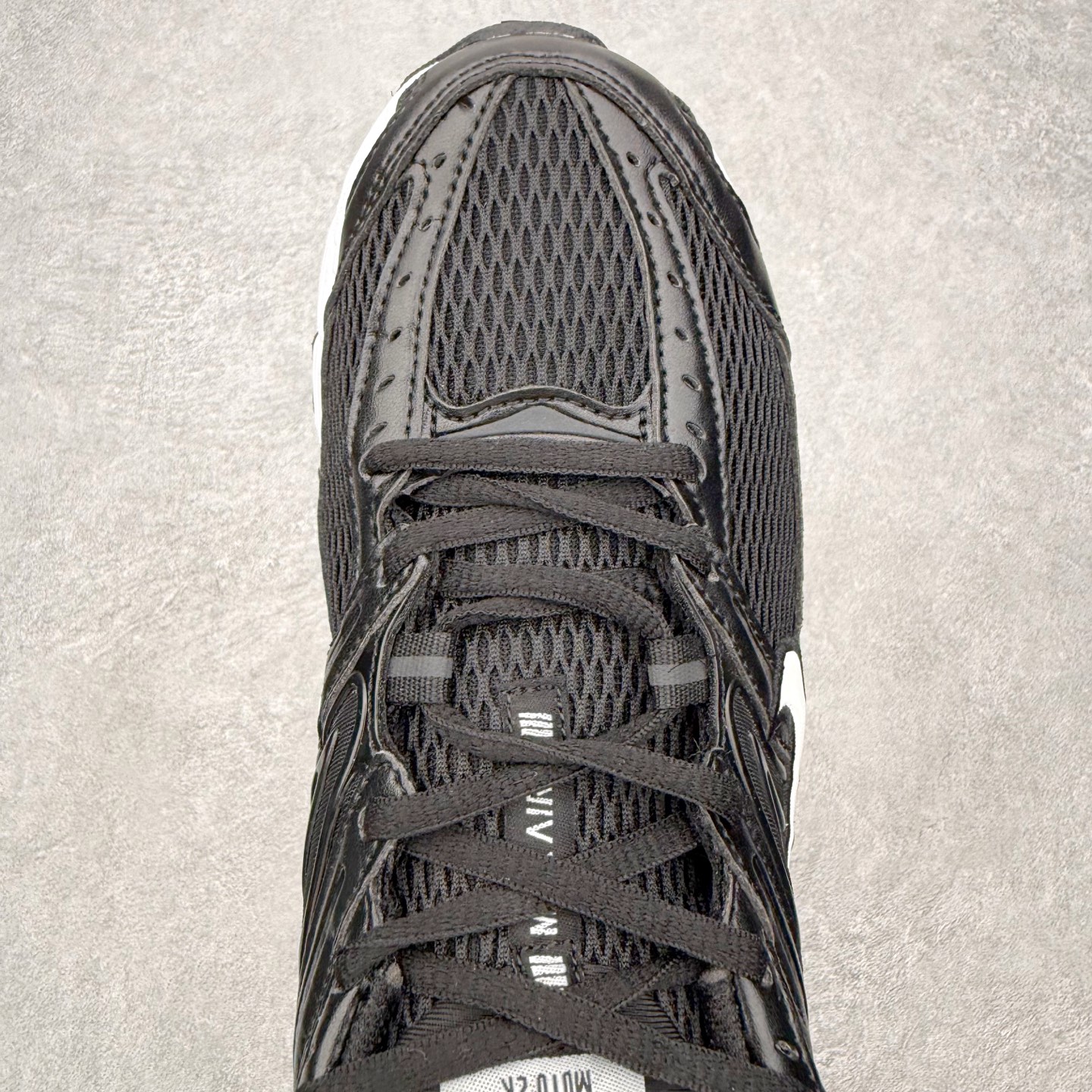 图片[4]-NK Air Max Moto 2K 舒适百搭耐磨 低帮跑步鞋 实拍调校N版已经零色差零失真 百分百还原实物色彩所见即所得 不存在货不对板色差等低级问题 选购参考实物拍摄 不混卖不参货 只用心做好货严格选品 承诺混一赔十 尺码：36 36.5 37.5 38 38.5 39 40 40.5 41 42 42.5 43 44 44.5 45-选品中心
