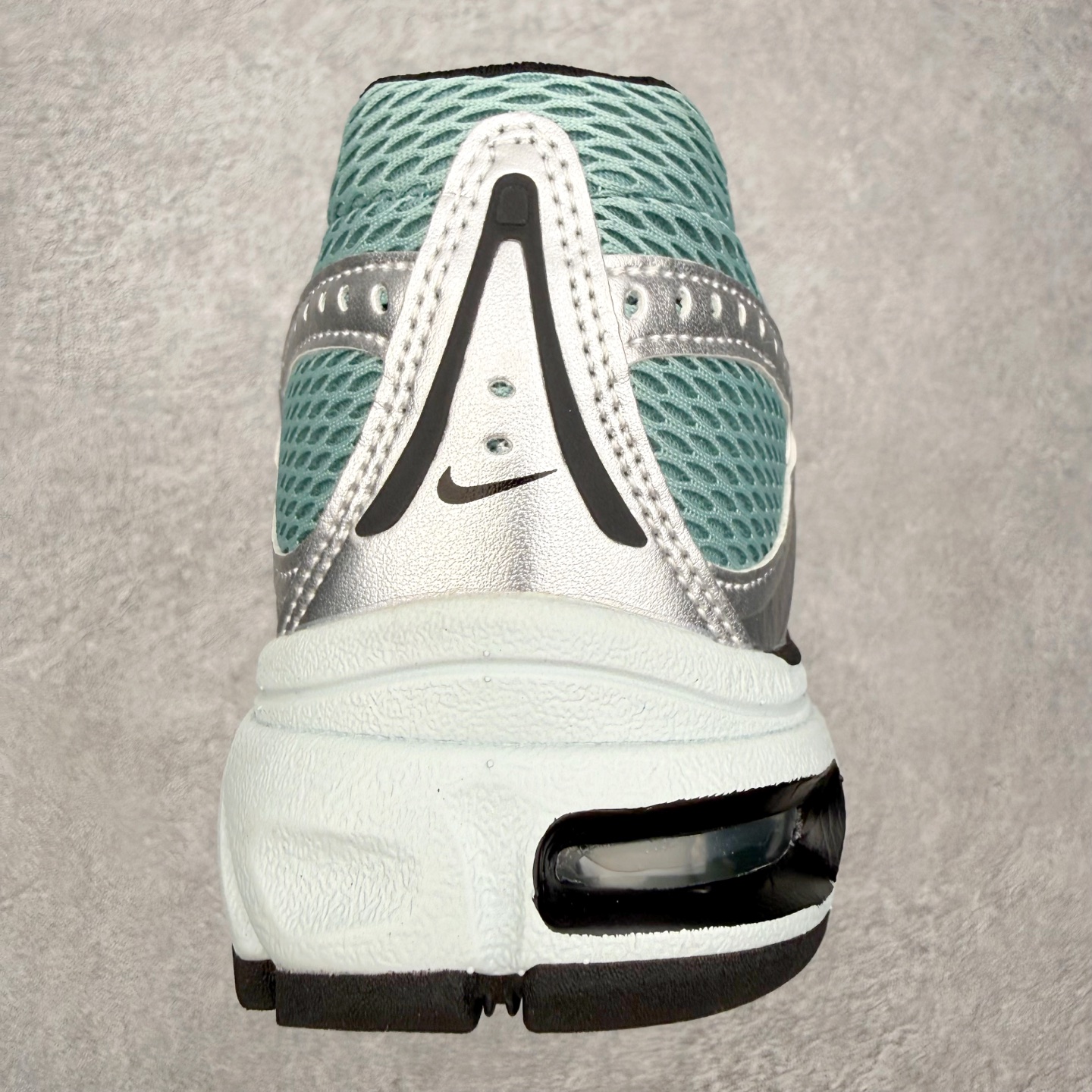 图片[8]-NK Air Max Moto 2K 舒适百搭耐磨 低帮跑步鞋 实拍调校N版已经零色差零失真 百分百还原实物色彩所见即所得 不存在货不对板色差等低级问题 选购参考实物拍摄 不混卖不参货 只用心做好货严格选品 承诺混一赔十 尺码：36 36.5 37.5 38 38.5 39 40 40.5 41 42 42.5 43 44 44.5 45-选品中心