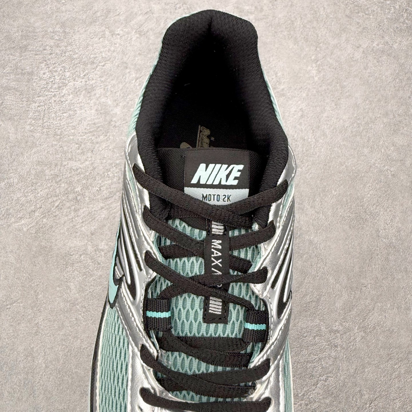 图片[5]-NK Air Max Moto 2K 舒适百搭耐磨 低帮跑步鞋 实拍调校N版已经零色差零失真 百分百还原实物色彩所见即所得 不存在货不对板色差等低级问题 选购参考实物拍摄 不混卖不参货 只用心做好货严格选品 承诺混一赔十 尺码：36 36.5 37.5 38 38.5 39 40 40.5 41 42 42.5 43 44 44.5 45-选品中心
