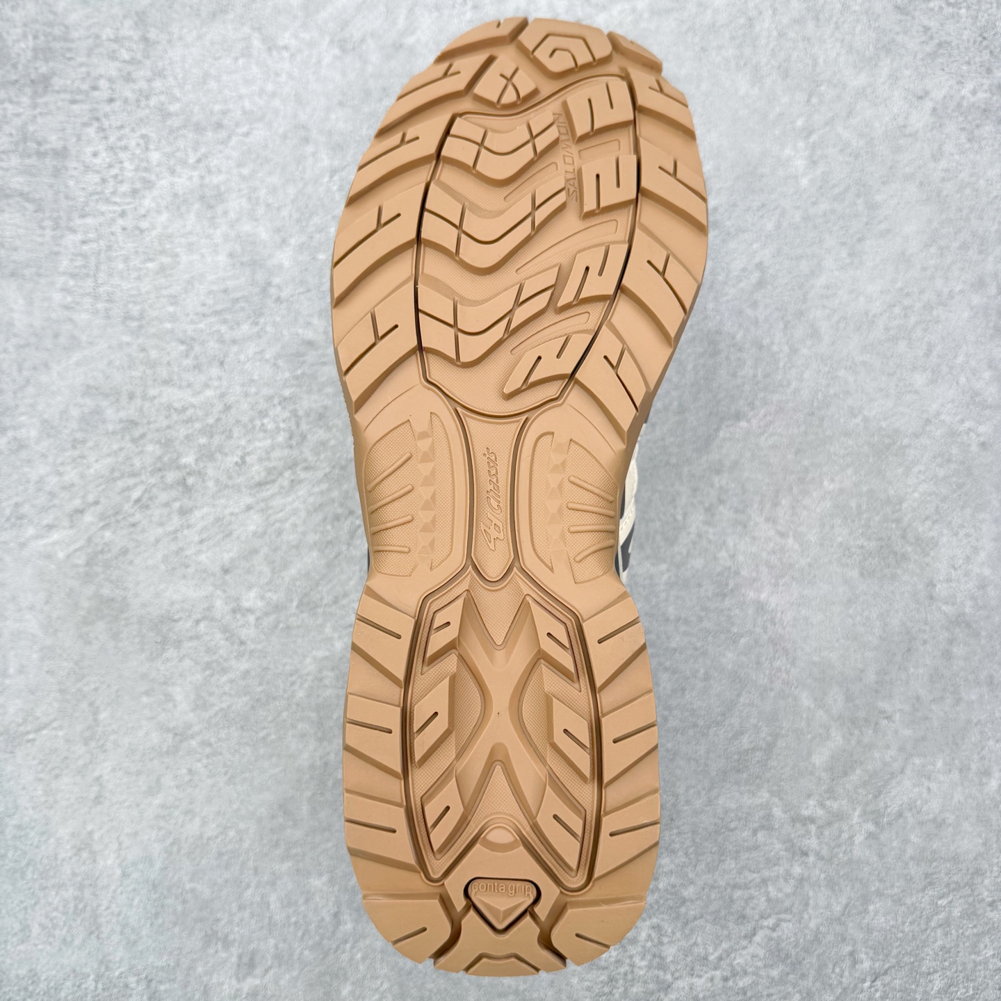 图片[9]-＃PK4.0 Salomon XT-QUEST ADV 萨洛蒙潮流越野机能户外功能鞋 基于市场现有版本全新升级调整改良 现阶段市场最强产物 全新主色陆续出货 大底描漆工整零瑕疵 鞋头定型弧度完美 纯原外贸平台特供订单 耗时半年巨作 全套原纸板楦头开发 原厂特供网布配套加持 确保原汁原味 完美呈现版型 原档数据独家私模五层组合大底 男女鞋同步官方开发至46.5 原装Ortholite轻量化鞋垫 中底布带钢印编号 原厂TPU锁扣 进口港宝加持 后跟自然饱满 还原公司包裹性 基于 SALOMON 初代 XT 鞋身造型并搭载 4D ADVANCED CHASSIS™ 大底打造而成 为这款 XT-QUEST 带来了多项足部控制与保护等功能性 如在运动过程中控制左右晃动的过程而提高稳定性、改善长途越野过程中足中到足尖的过渡、提高感知岩石的精确度以抵抗尖锐物体对脚底的伤害以及采用动态缓冲来增强穿着舒适感 从而减轻疲劳感 使XT-QUEST 成为一双舒适且安全的户外之履 尺码：36 36.5 37.5 38 38.5 39 40 40.5 41 42 42.5 43 44 44.5 45-选品中心