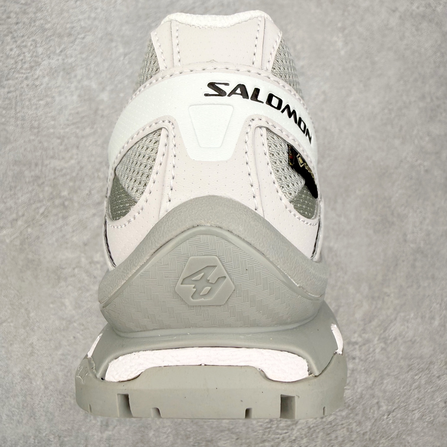 图片[8]-＃PK4.0 Salomon XT-QUEST ADV 萨洛蒙潮流越野机能户外功能鞋 基于市场现有版本全新升级调整改良 现阶段市场最强产物 全新主色陆续出货 大底描漆工整零瑕疵 鞋头定型弧度完美 纯原外贸平台特供订单 耗时半年巨作 全套原纸板楦头开发 原厂特供网布配套加持 确保原汁原味 完美呈现版型 原档数据独家私模五层组合大底 男女鞋同步官方开发至46.5 原装Ortholite轻量化鞋垫 中底布带钢印编号 原厂TPU锁扣 进口港宝加持 后跟自然饱满 还原公司包裹性 基于 SALOMON 初代 XT 鞋身造型并搭载 4D ADVANCED CHASSIS™ 大底打造而成 为这款 XT-QUEST 带来了多项足部控制与保护等功能性 如在运动过程中控制左右晃动的过程而提高稳定性、改善长途越野过程中足中到足尖的过渡、提高感知岩石的精确度以抵抗尖锐物体对脚底的伤害以及采用动态缓冲来增强穿着舒适感 从而减轻疲劳感 使XT-QUEST 成为一双舒适且安全的户外之履 尺码：36 36.5 37.5 38 38.5 39 40 40.5 41 42 42.5 43 44 44.5 45-选品中心