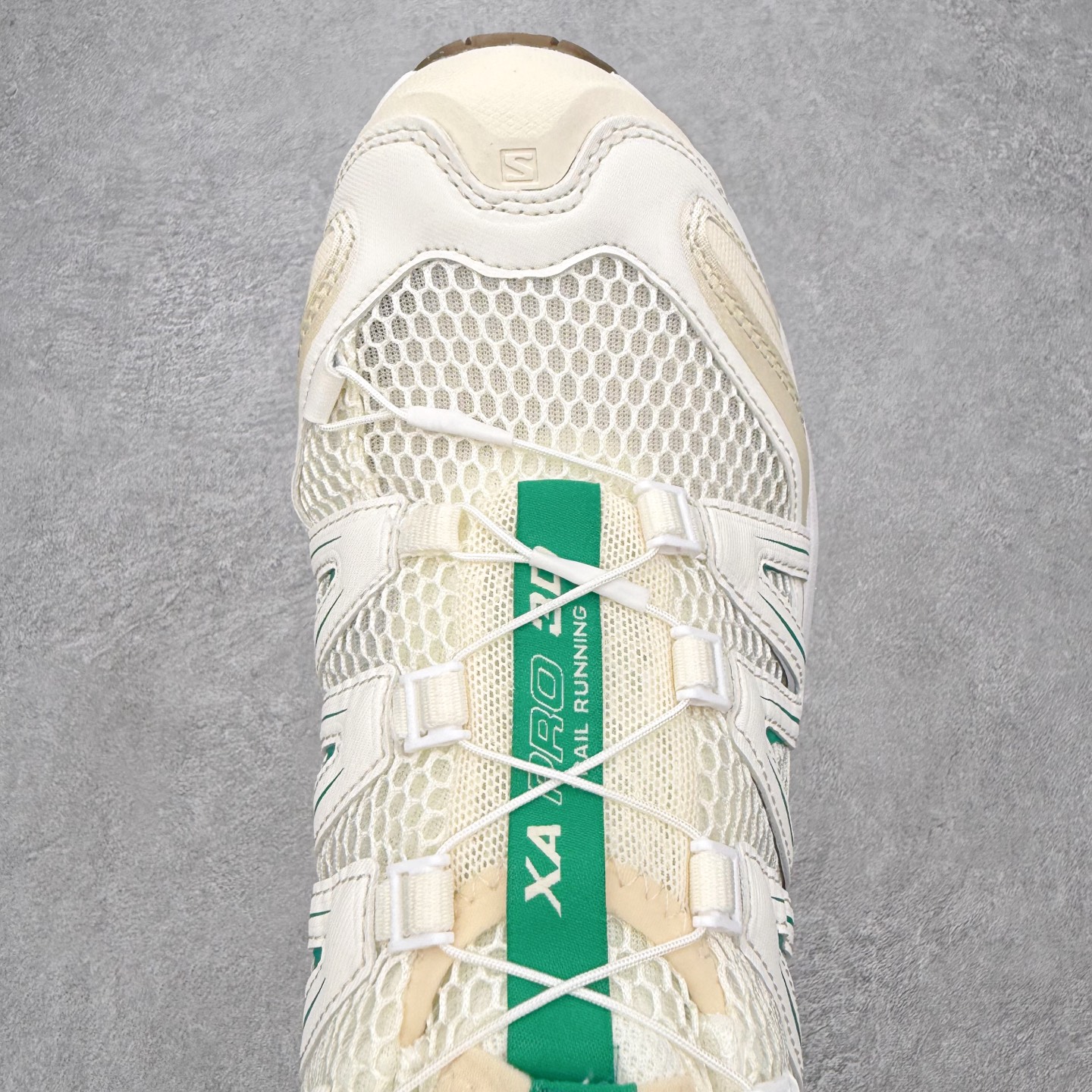 图片[4]-＃PK4.0 Salomon XT-QUEST ADV 萨洛蒙潮流越野机能户外功能鞋 基于市场现有版本全新升级调整改良 现阶段市场最强产物 全新主色陆续出货 大底描漆工整零瑕疵 鞋头定型弧度完美 纯原外贸平台特供订单 耗时半年巨作 全套原纸板楦头开发 原厂特供网布配套加持 确保原汁原味 完美呈现版型 原档数据独家私模五层组合大底 男女鞋同步官方开发至46.5 原装Ortholite轻量化鞋垫 中底布带钢印编号 原厂TPU锁扣 进口港宝加持 后跟自然饱满 还原公司包裹性 基于 SALOMON 初代 XT 鞋身造型并搭载 4D ADVANCED CHASSIS™ 大底打造而成 为这款 XT-QUEST 带来了多项足部控制与保护等功能性 如在运动过程中控制左右晃动的过程而提高稳定性、改善长途越野过程中足中到足尖的过渡、提高感知岩石的精确度以抵抗尖锐物体对脚底的伤害以及采用动态缓冲来增强穿着舒适感 从而减轻疲劳感 使XT-QUEST 成为一双舒适且安全的户外之履 尺码：36 36.5 37.5 38 38.5 39 40 40.5 41 42 42.5 43 44 44.5 45-选品中心