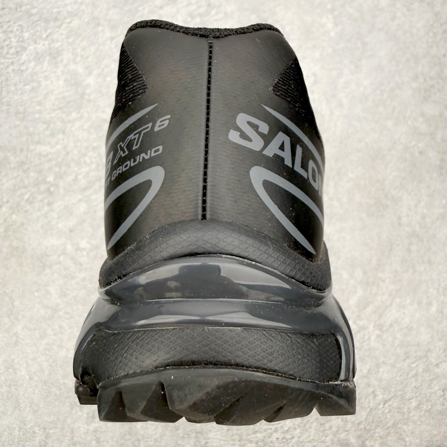 图片[8]-＃PK4.0 Salomon XT-6 萨洛蒙复古潮流户外机能登山跑鞋 纯原外贸平台特供订单 耗时半年巨作 全套原纸板楦头开发 原厂特供网布配套加持 确保原汁原味 完美呈现版型 原档数据独家私模五层组合大底 原装Ortholite轻量化鞋垫 中底布带钢印编号 原厂TPU锁扣 进口港宝加持 后跟自然饱满 还原公司包裹性 鞋面以“锯齿”状的包裹系统呈现 在基色底之下加入了各种色点缀 将公司的最新技术和时尚前卫的造型融入耐用的长跑款式中 鞋面由 TPU 薄膜制成 并焊接在高耐磨网眼上 使其既时尚又坚固 由 ACS底盘支撑 可增强稳定性和支撑力 以及由橡胶凸耳 Contragrip外底覆盖的 EVA 缓冲中底 旨在应对崎岖的地形 鞋舌上的彩色Salomon 标签、Quicklace 系统以及鞋头、鞋舌和鞋跟上的附加品牌使细节更加完美 让穿着者可以轻松驾驭户外与通勤下的任何运动生活场景 无缝鞋身户外随意纵横 颜值与脚感兼备 出街通勤 绝对非常吸睛 你值得拥有 尺码：36 36.5 37.5 38 38.5 39 40 40.5 41 42 42.5 43 44 44.5 45 注意：偏小1码-选品中心