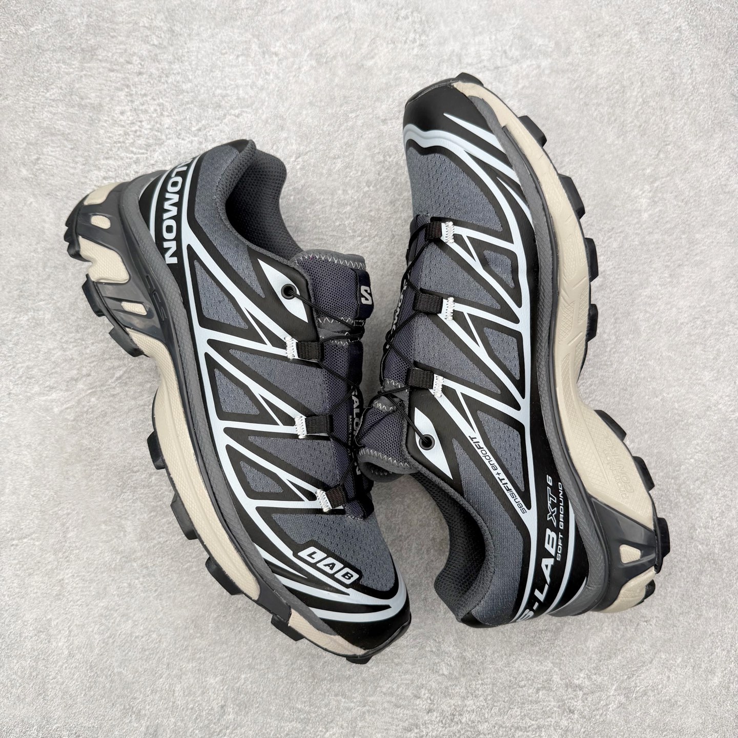 图片[3]-＃PK4.0 Salomon XT-6 萨洛蒙复古潮流户外机能登山跑鞋 纯原外贸平台特供订单 耗时半年巨作 全套原纸板楦头开发 原厂特供网布配套加持 确保原汁原味 完美呈现版型 原档数据独家私模五层组合大底 原装Ortholite轻量化鞋垫 中底布带钢印编号 原厂TPU锁扣 进口港宝加持 后跟自然饱满 还原公司包裹性 鞋面以“锯齿”状的包裹系统呈现 在基色底之下加入了各种色点缀 将公司的最新技术和时尚前卫的造型融入耐用的长跑款式中 鞋面由 TPU 薄膜制成 并焊接在高耐磨网眼上 使其既时尚又坚固 由 ACS底盘支撑 可增强稳定性和支撑力 以及由橡胶凸耳 Contragrip外底覆盖的 EVA 缓冲中底 旨在应对崎岖的地形 鞋舌上的彩色Salomon 标签、Quicklace 系统以及鞋头、鞋舌和鞋跟上的附加品牌使细节更加完美 让穿着者可以轻松驾驭户外与通勤下的任何运动生活场景 无缝鞋身户外随意纵横 颜值与脚感兼备 出街通勤 绝对非常吸睛 你值得拥有 尺码：36 36.5 37.5 38 38.5 39 40 40.5 41 42 42.5 43 44 44.5 45 注意：偏小1码-选品中心