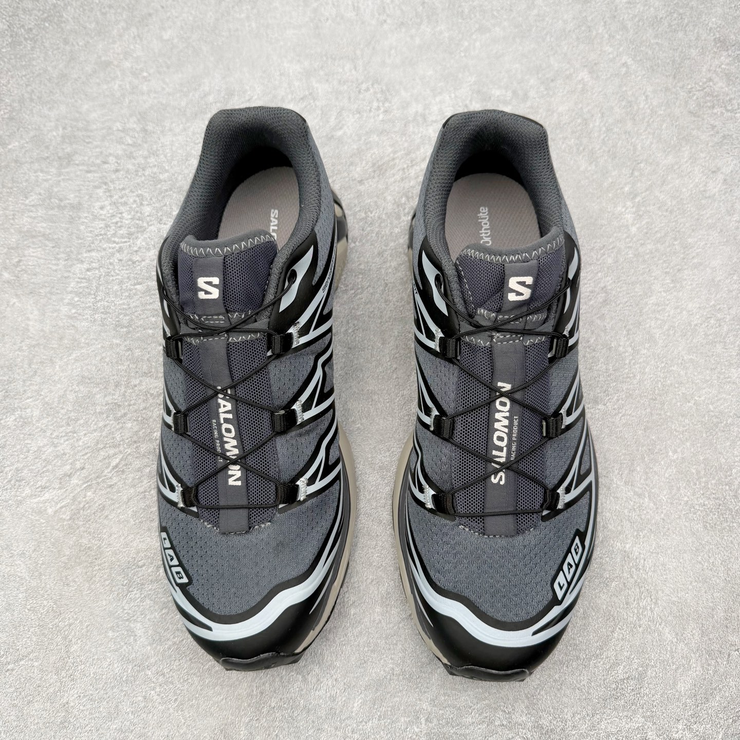 图片[2]-＃PK4.0 Salomon XT-6 萨洛蒙复古潮流户外机能登山跑鞋 纯原外贸平台特供订单 耗时半年巨作 全套原纸板楦头开发 原厂特供网布配套加持 确保原汁原味 完美呈现版型 原档数据独家私模五层组合大底 原装Ortholite轻量化鞋垫 中底布带钢印编号 原厂TPU锁扣 进口港宝加持 后跟自然饱满 还原公司包裹性 鞋面以“锯齿”状的包裹系统呈现 在基色底之下加入了各种色点缀 将公司的最新技术和时尚前卫的造型融入耐用的长跑款式中 鞋面由 TPU 薄膜制成 并焊接在高耐磨网眼上 使其既时尚又坚固 由 ACS底盘支撑 可增强稳定性和支撑力 以及由橡胶凸耳 Contragrip外底覆盖的 EVA 缓冲中底 旨在应对崎岖的地形 鞋舌上的彩色Salomon 标签、Quicklace 系统以及鞋头、鞋舌和鞋跟上的附加品牌使细节更加完美 让穿着者可以轻松驾驭户外与通勤下的任何运动生活场景 无缝鞋身户外随意纵横 颜值与脚感兼备 出街通勤 绝对非常吸睛 你值得拥有 尺码：36 36.5 37.5 38 38.5 39 40 40.5 41 42 42.5 43 44 44.5 45 注意：偏小1码-选品中心