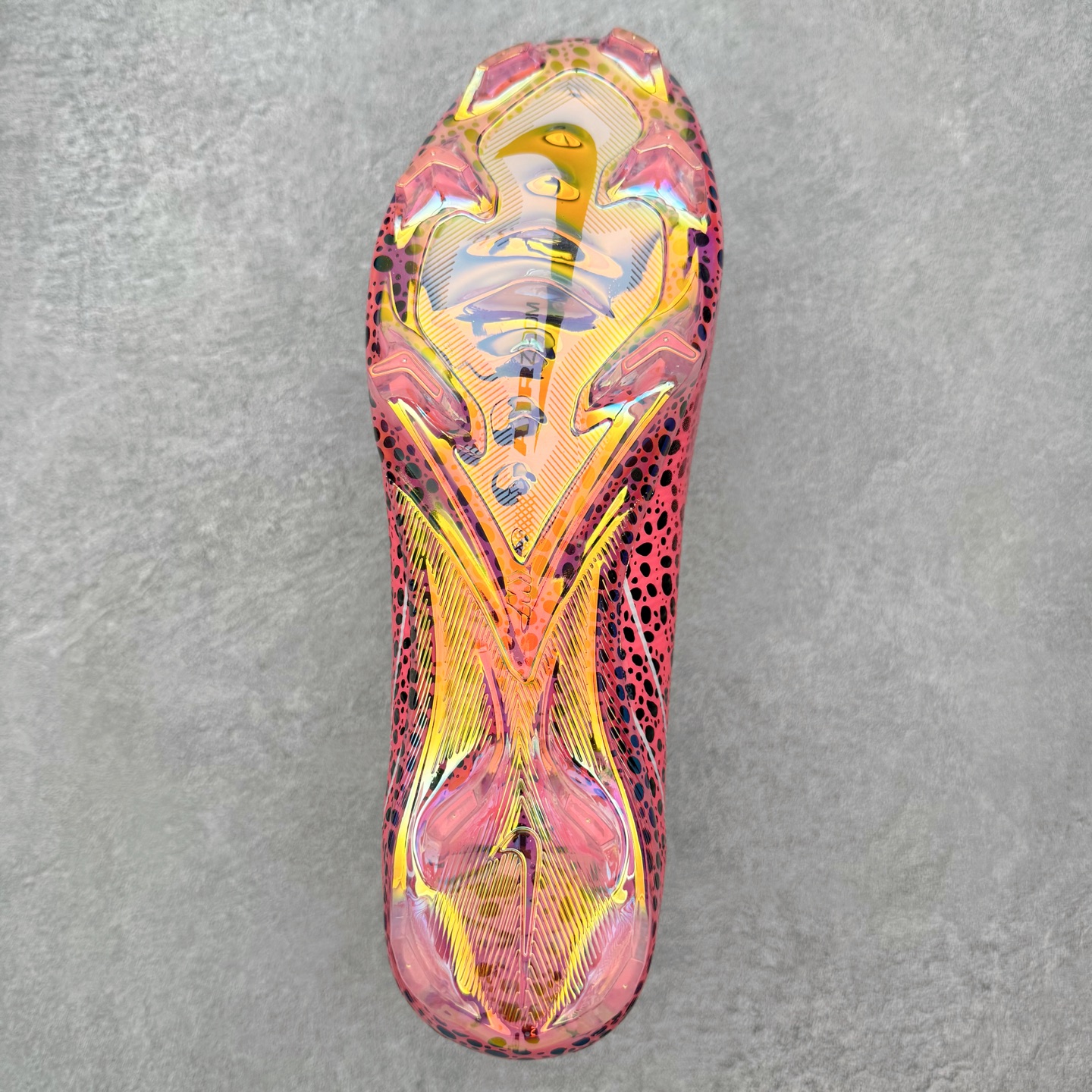 图片[9]-NK Mercurial Vapor Elite 刺客系列实战足球鞋 原代工厂出品 全进口机台生产设备 百分百采用优质原材料 严格按照工艺流程生产 确保每一双鞋都符合原厂标准 确保与原版无二 打造最纯粹的实战体验 高端的东西 品质全在细节里 全网品质最强足球鞋 没有之一（支持高强度实战）尺码：35 36 36.5 37.5 38 38.5 39 40 40.5 41 42 42.5 43 44 44.5 45-选品中心