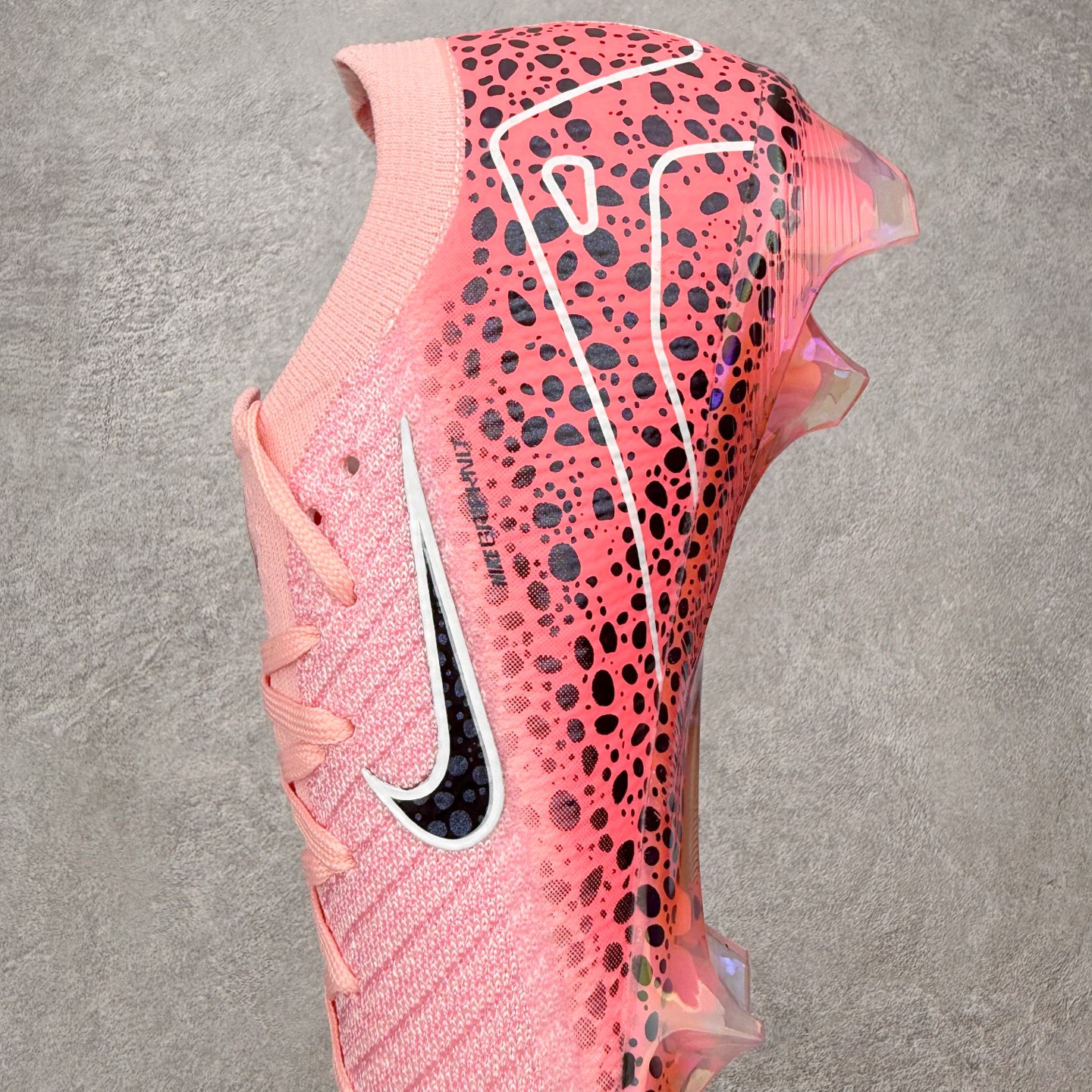 图片[7]-NK Mercurial Vapor Elite 刺客系列实战足球鞋 原代工厂出品 全进口机台生产设备 百分百采用优质原材料 严格按照工艺流程生产 确保每一双鞋都符合原厂标准 确保与原版无二 打造最纯粹的实战体验 高端的东西 品质全在细节里 全网品质最强足球鞋 没有之一（支持高强度实战）尺码：35 36 36.5 37.5 38 38.5 39 40 40.5 41 42 42.5 43 44 44.5 45-选品中心