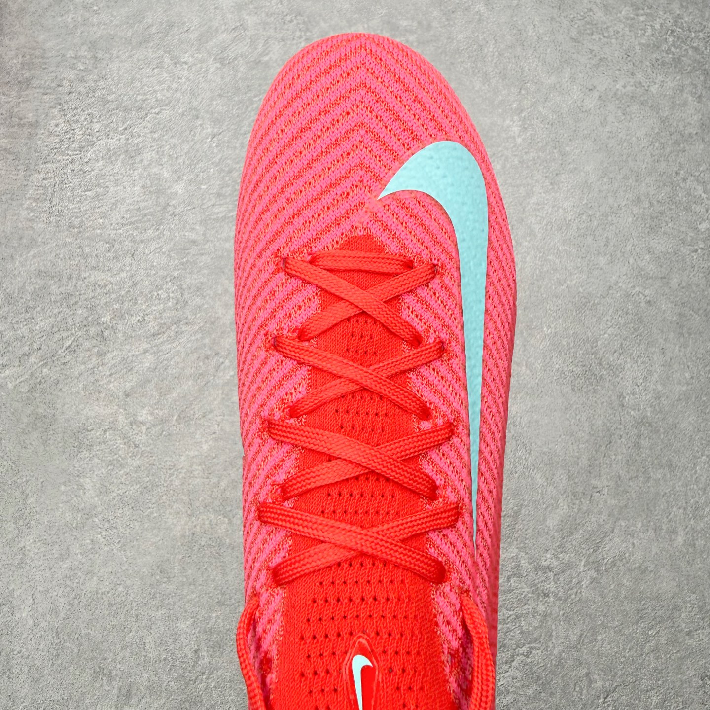图片[4]-NK Mercurial Vapor Elite 刺客系列实战足球鞋 原代工厂出品 全进口机台生产设备 百分百采用优质原材料 严格按照工艺流程生产 确保每一双鞋都符合原厂标准 确保与原版无二 打造最纯粹的实战体验 高端的东西 品质全在细节里 全网品质最强足球鞋 没有之一（支持高强度实战）尺码：35 36 36.5 37.5 38 38.5 39 40 40.5 41 42 42.5 43 44 44.5 45-选品中心