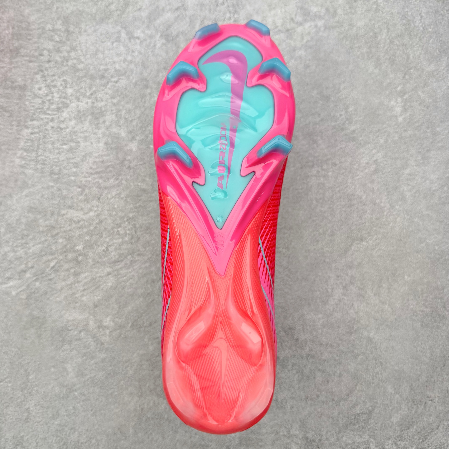 图片[9]-NK Mercurial Vapor Elite 刺客系列实战足球鞋 原代工厂出品 全进口机台生产设备 百分百采用优质原材料 严格按照工艺流程生产 确保每一双鞋都符合原厂标准 确保与原版无二 打造最纯粹的实战体验 高端的东西 品质全在细节里 全网品质最强足球鞋 没有之一（支持高强度实战）尺码：35 36 36.5 37.5 38 38.5 39 40 40.5 41 42 42.5 43 44 44.5 45-选品中心