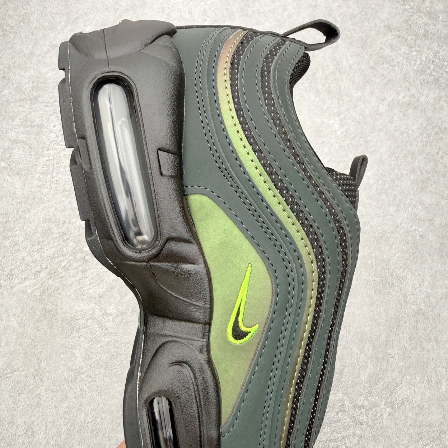 图片[6]-Division Street x NK Air Max 95/97 “Storm” PE 舒适百搭低帮气垫篮球鞋 男女同款 II1711-900 实拍调校N版已经零色差零失真 百分百还原实物色彩所见即所得 不存在货不对板色差等低级问题 选购参考实物拍摄 不混卖不参货 只用心做好货严格选品 承诺混一赔十 尺码：36 36.5 37.5 38 38.5 39 40 40.5 41 42 42.5 43 44 44.5 45-选品中心