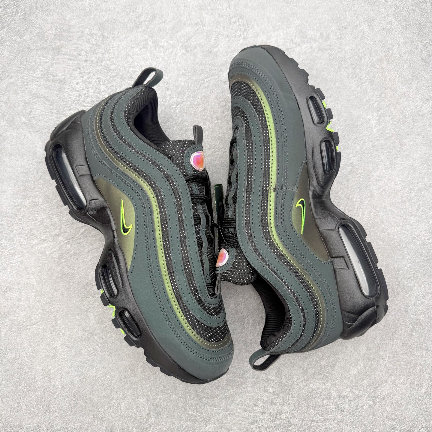 图片[3]-Division Street x NK Air Max 95/97 “Storm” PE 舒适百搭低帮气垫篮球鞋 男女同款 II1711-900 实拍调校N版已经零色差零失真 百分百还原实物色彩所见即所得 不存在货不对板色差等低级问题 选购参考实物拍摄 不混卖不参货 只用心做好货严格选品 承诺混一赔十 尺码：36 36.5 37.5 38 38.5 39 40 40.5 41 42 42.5 43 44 44.5 45-选品中心