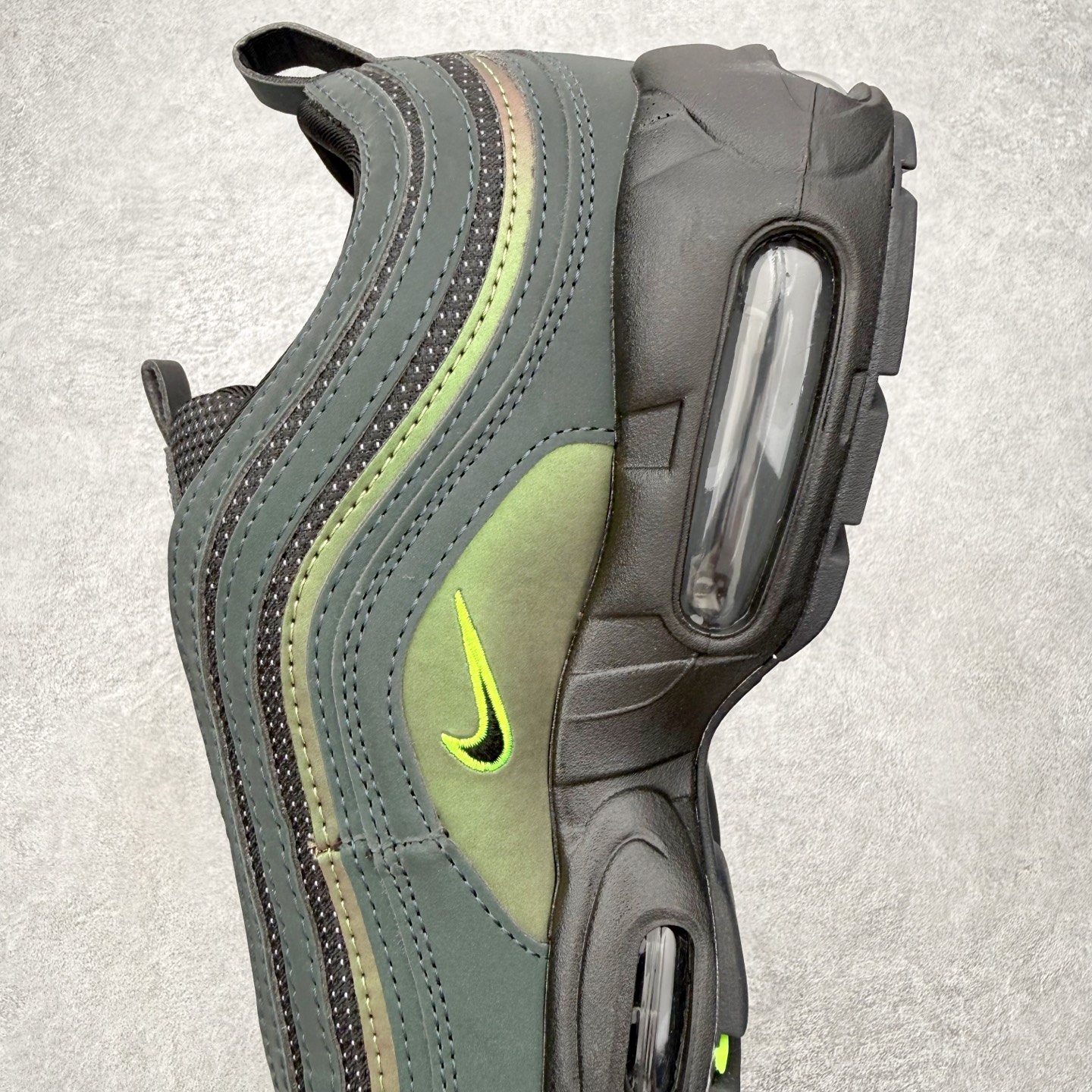 图片[7]-Division Street x NK Air Max 95/97 “Storm” PE 舒适百搭低帮气垫篮球鞋 男女同款 II1711-900 实拍调校N版已经零色差零失真 百分百还原实物色彩所见即所得 不存在货不对板色差等低级问题 选购参考实物拍摄 不混卖不参货 只用心做好货严格选品 承诺混一赔十 尺码：36 36.5 37.5 38 38.5 39 40 40.5 41 42 42.5 43 44 44.5 45-选品中心