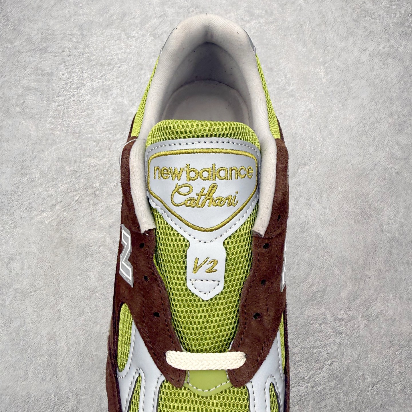 ＃总裁 KITH x Daniëlle Cathari × New Balance NB991 V2 R