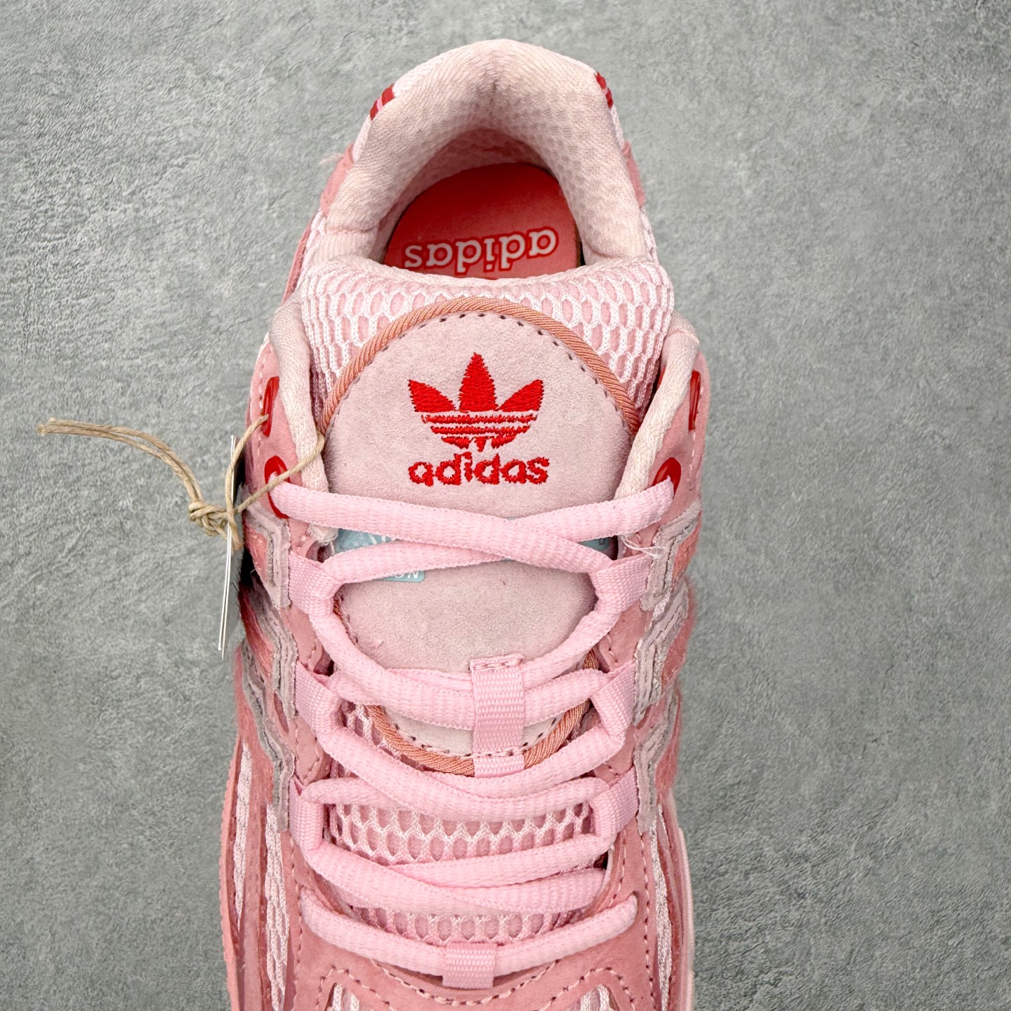 图片[5]-＃HZ Unheardof x AD Originals Adistar Cushion 3 舒适百搭防滑耐磨低帮休闲跑步鞋 联名粉红色 JS2974 实拍调校N版已经零色差零失真 百分百还原实物色彩所见即所得 不存在货不对板色差等低级问题 选购参考实物拍摄 不混卖不参货 只用心做好货严格选品 承诺混一赔十 尺码：36 36.5 37.5 38 38.5 39 40 40.5 41 42 42.5 43 44 44.5 45-选品中心