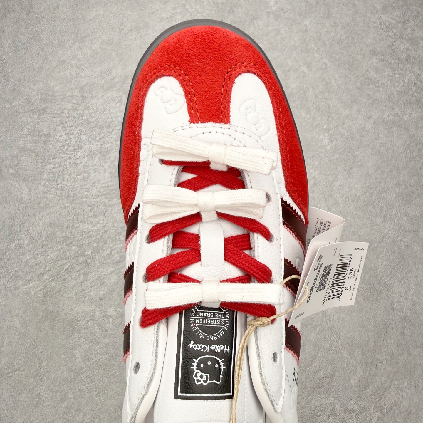 图片[4]-＃HZ AD Original Gazelle Indoor Trainers 瞪羚室内鞋系列低帮复古百搭休闲运动德训风板鞋 II0013 口碑大厂出品 全网最全AD系列 品控大底版型不断改良更新 全套原纸板楦头开发 确保原汁原味 完美呈现桑巴版型 长期补货超性价比特供批次 原厂定制长毛翻毛皮组合环保纤维革鞋面材质 内置环保海玻璃鞋垫 外置RB橡胶大底 产品品控稳定性领先行业 原厂全套原楦原纸板冲刀磨具开发 原厂皮料加持 原厂港宝加持定型后跟R度完美 将复古进行到底 简约流畅 三十年不变经典 这款Gazelle运动鞋 无论面料、配色、质感或设计 都只在重现其1991年原款的经典 皮革鞋面 撞色三条纹和鞋跟标的设计 力求呈现90年代的经典复古风潮 Samba火热的同时 也带动了其它的复古鞋型 Gazelle便是其中一只 Gazelle Indoor拥有包边更宽的T字型鞋头 更好的保护运动员的前掌 浓浓的复古氛围感 非常适合现在流行的Cleanfit风格 尺码：36 36⅔ 37⅓ 38 38⅔ 39⅓ 40 40⅔ 41⅓ 42 42⅔ 43⅓ 44 44⅔ 45-选品中心