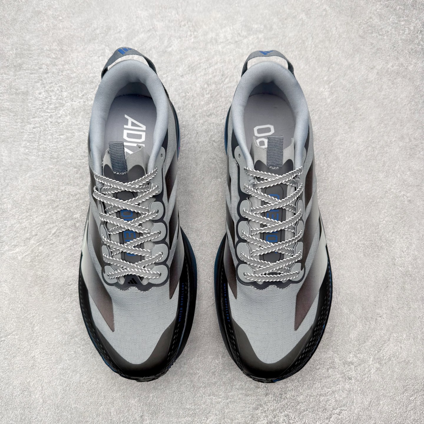 图片[2]-AD Adizero EVO SL ATR M 马拉松竞速专业跑鞋 CELERMESH针织网面非常轻薄 纤维间的缝隙很大 可以保证跑步时的透气、排汗效果 鞋舌直接与两侧的内衬和鞋底连接在一起 在跑步过程中不会被鞋舌的左右移动所困扰 在标准鞋带孔的基础上再拓宽一组鞋带孔 适合不同脚型的需求 突破性 EnergyRods 技术，有助于跑者实现更好的成绩 中底独特的LIGHTSTRIKE PRO泡棉材质 微弹感觉在跑步过程中给予了良好的支撑体验 对于顶级精英和高水平进阶跑者来说 ADIOS PRO是一双值得信赖的竞速比赛用鞋 尺码：36 36.5 37.5 38 38.5 39 40 40.5 41 42 42.5 43 44 44.5 45-选品中心