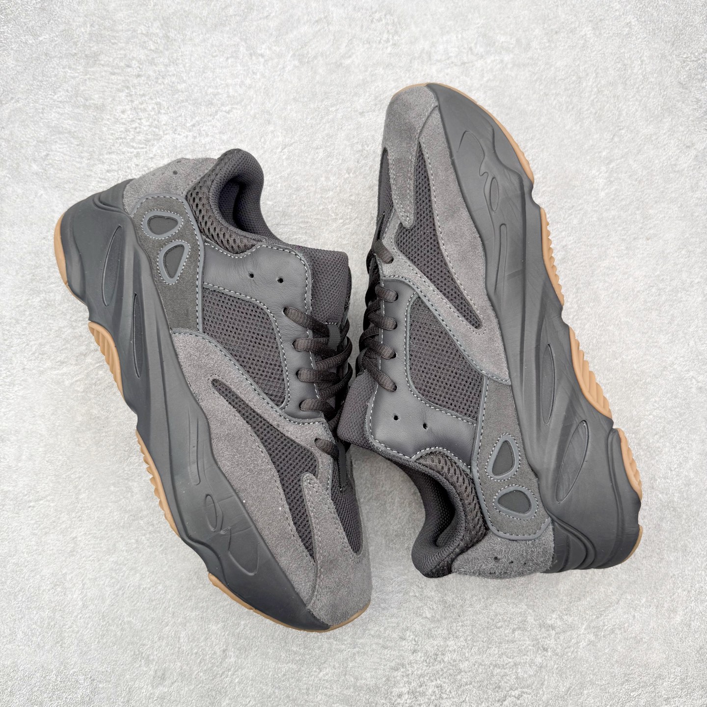 ＃纯原 Yeezy Boost Runner 700V1 V2 系列 原楦原纸板开发 完美低趴原鞋韵味 