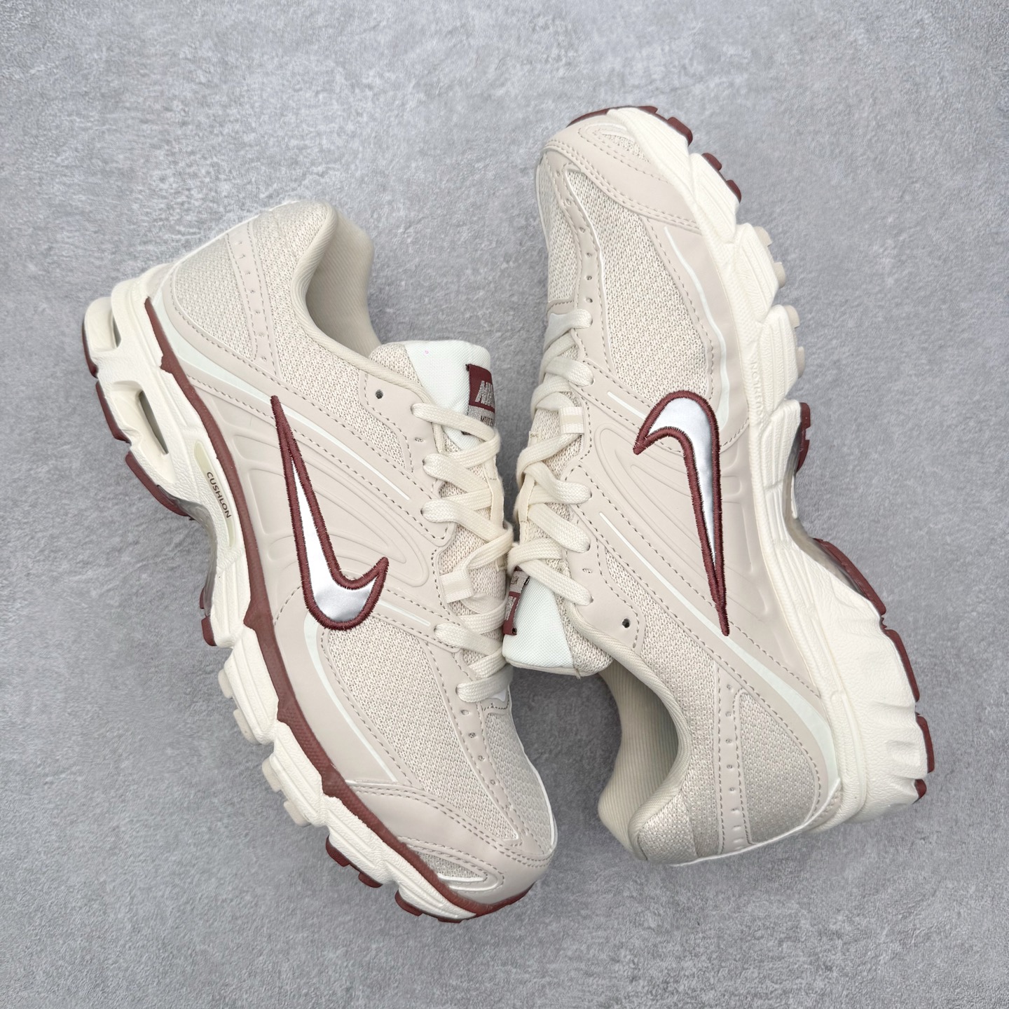 图片[3]-NK Air Max Moto 2K 舒适百搭耐磨 低帮跑步鞋 实拍调校N版已经零色差零失真 百分百还原实物色彩所见即所得 不存在货不对板色差等低级问题 选购参考实物拍摄 不混卖不参货 只用心做好货严格选品 承诺混一赔十 尺码：36 36.5 37.5 38 38.5 39 40 40.5 41 42 42.5 43 44 44.5 45-选品中心